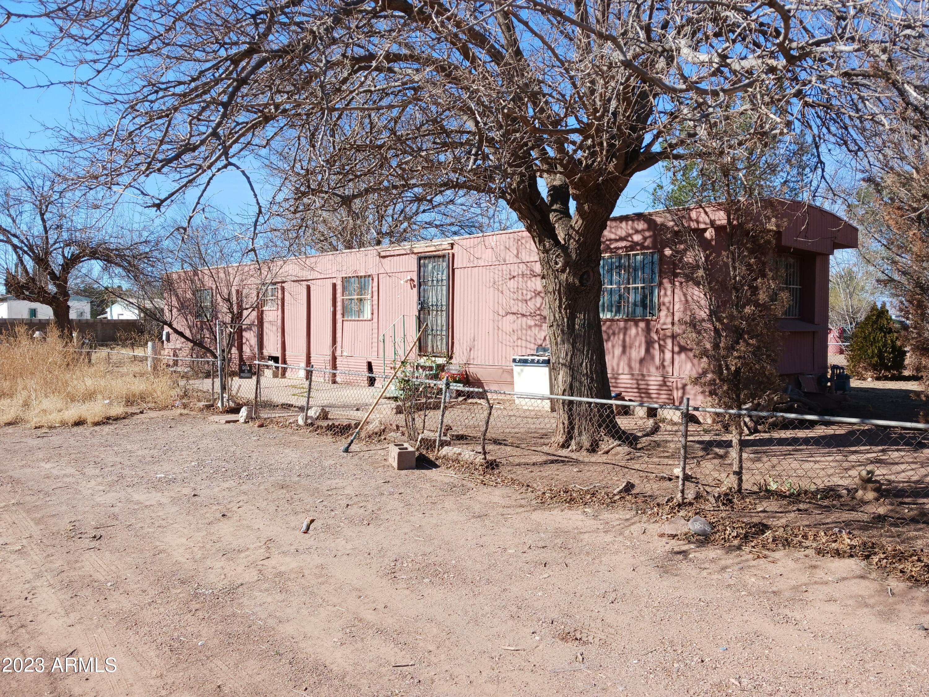 2509 E Carnation Street, Douglas, AZ 85607