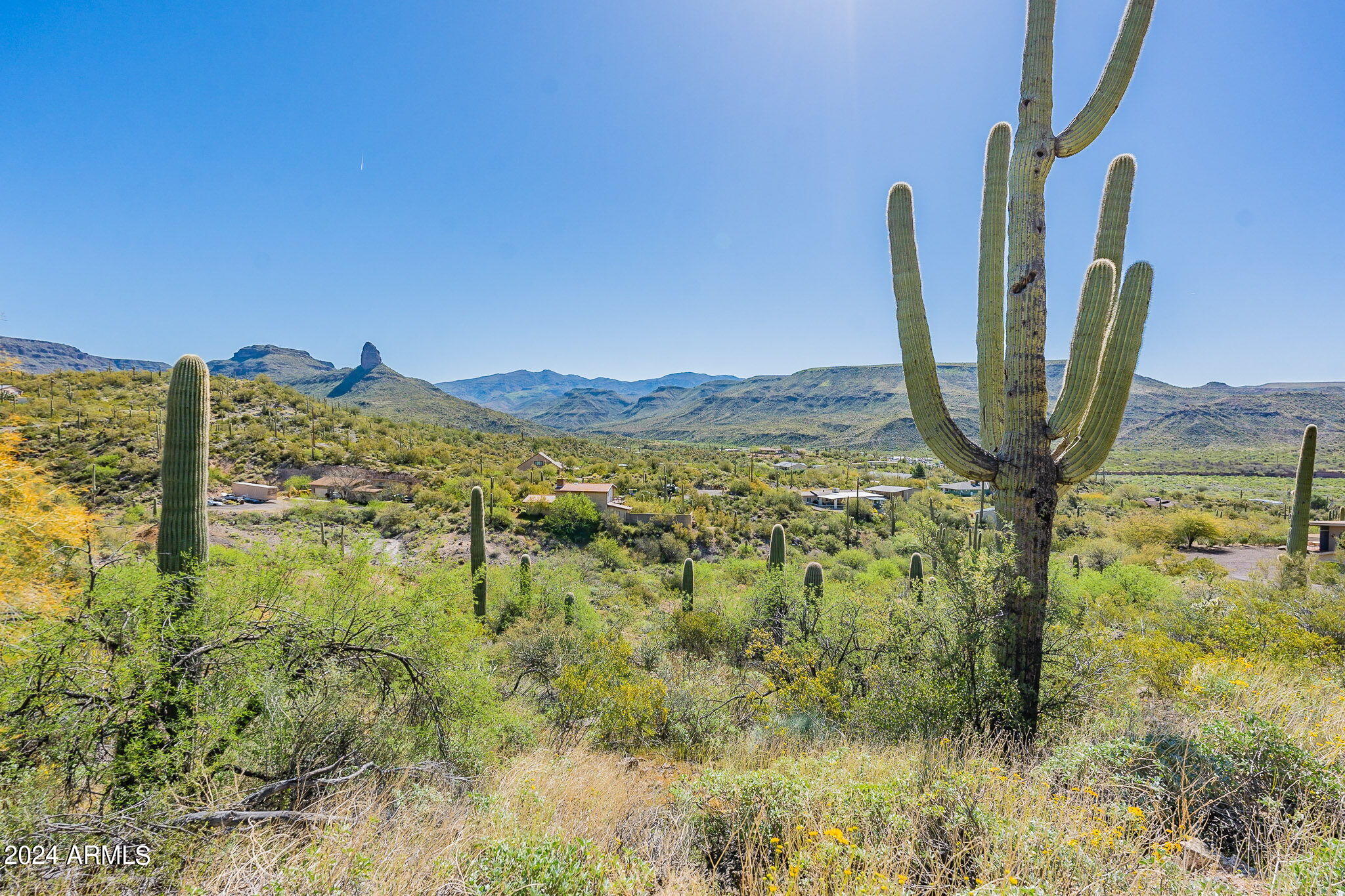 32675 S SHADOW MOUNTAIN Road 23, Black Canyon City, AZ 85324