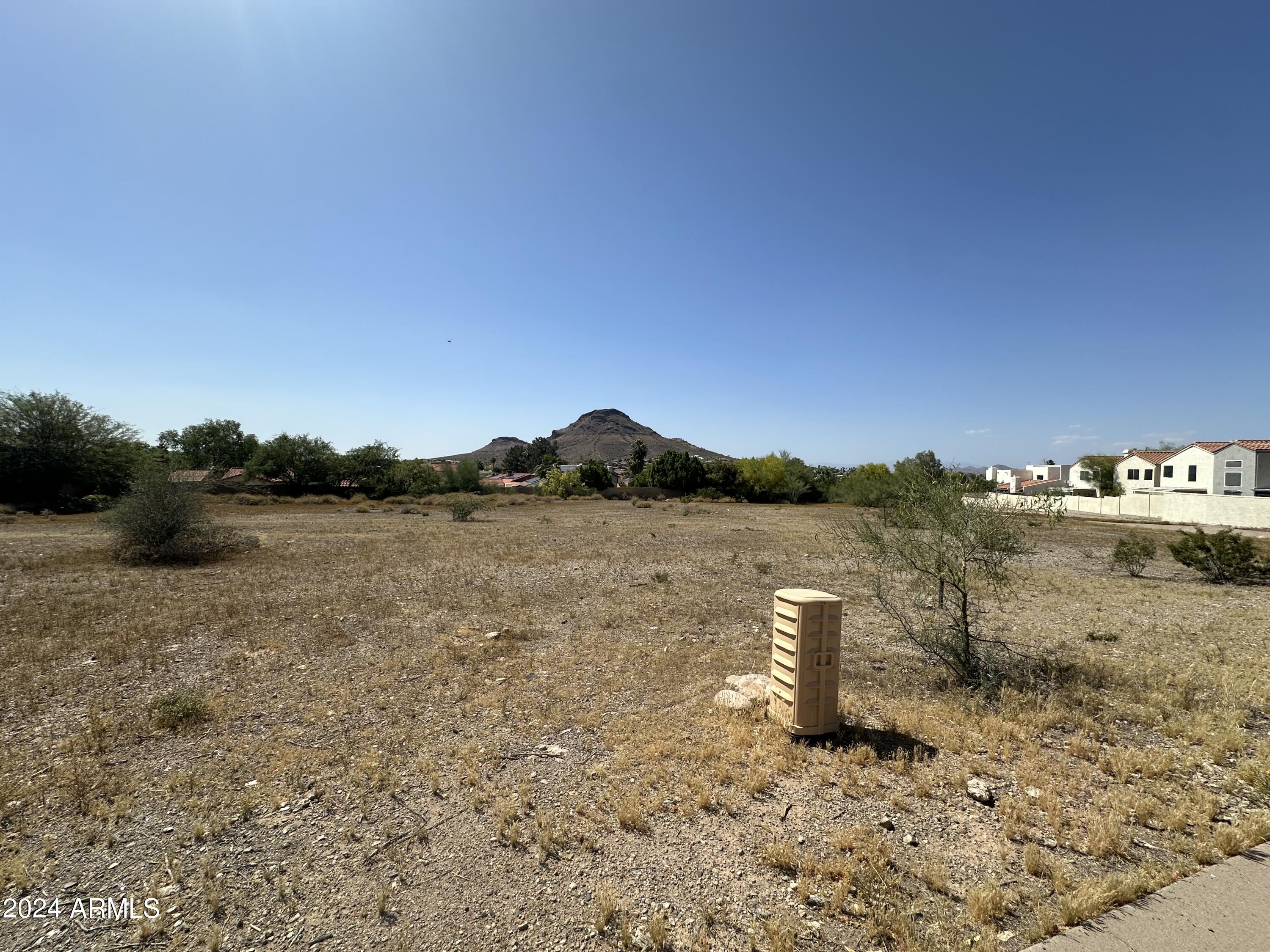 14220 N CAVE CREEK Road 0, Phoenix, AZ 85022