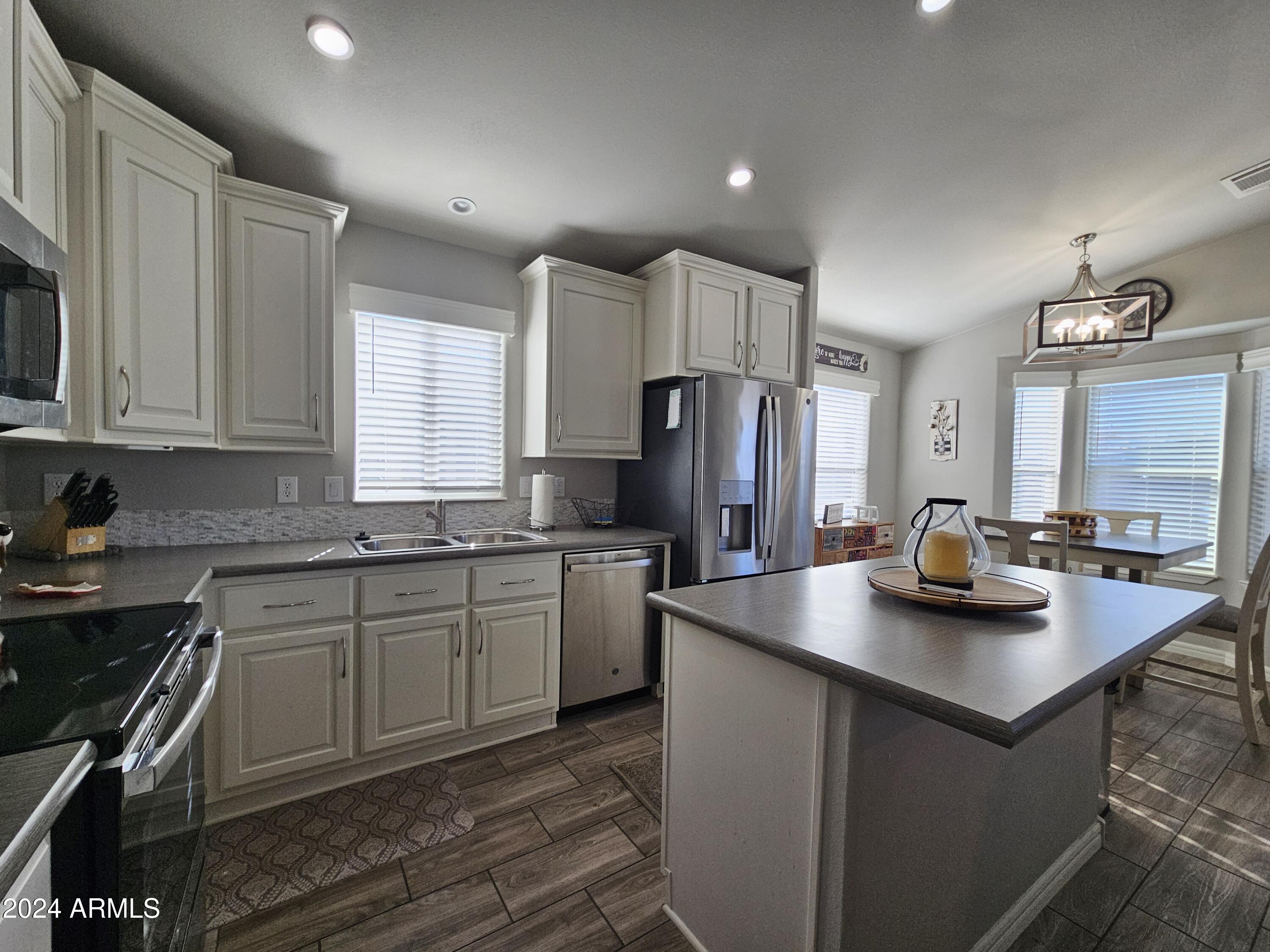 650 N Hawes Road 3314, Mesa, AZ 85207 — Photo 1 of 49