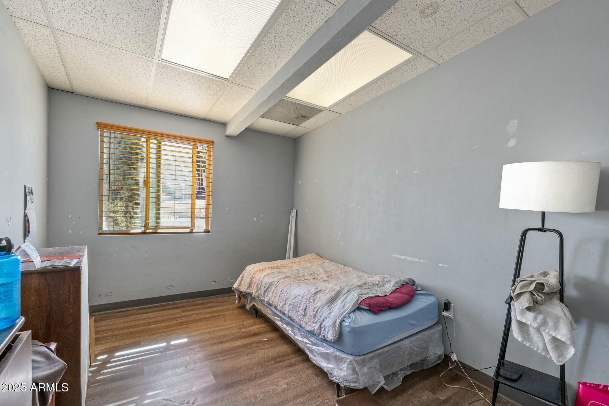 Thumbnail 24
