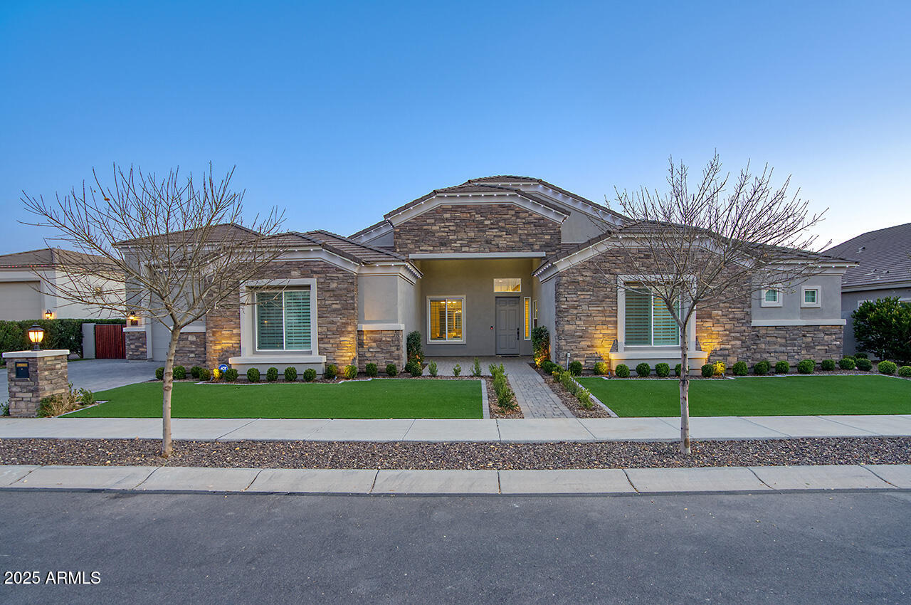 20061 E CHERRYWOOD Court, Queen Creek, AZ 85142