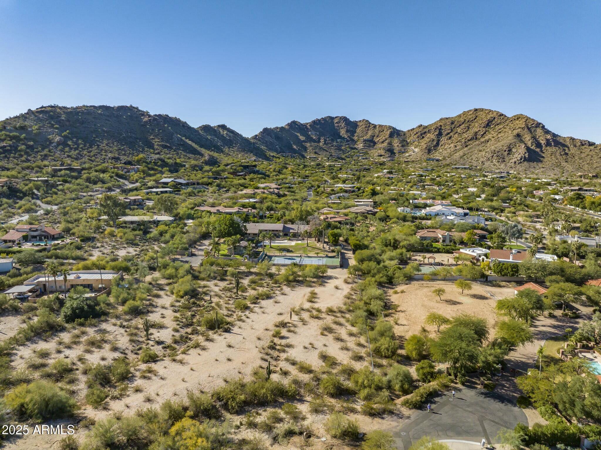 6515 E BLUEBIRD Lane 2, Paradise Valley, AZ 85253