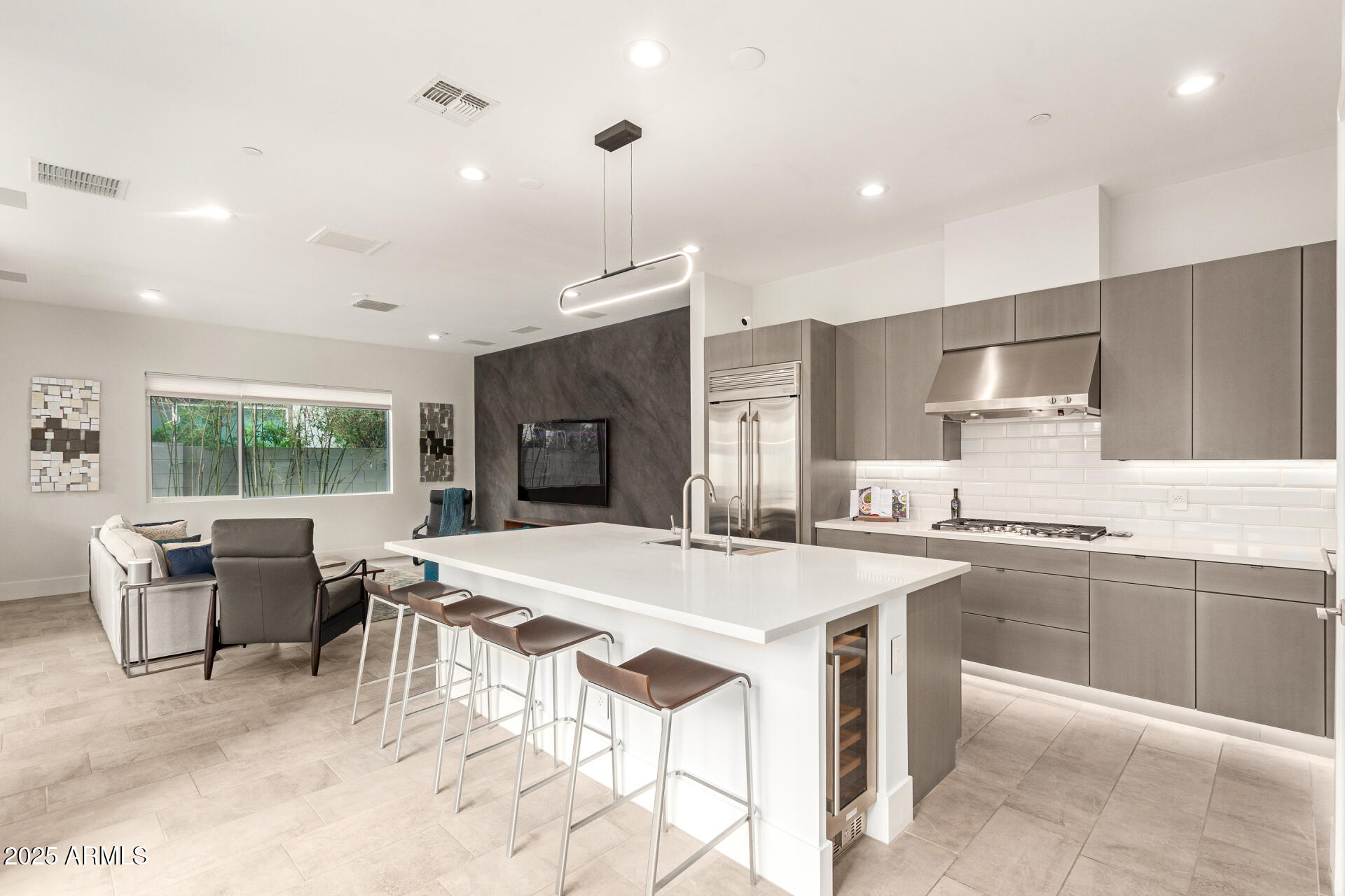 6804 E LYRA Drive, Scottsdale, AZ 85257 — Photo 1 of 67