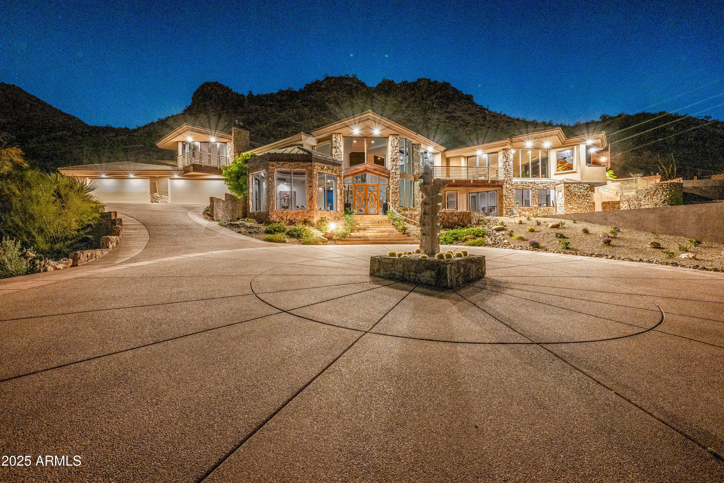 8060 N MUMMY MOUNTAIN Road, Paradise Valley, AZ 85253 — Photo 1 of 79