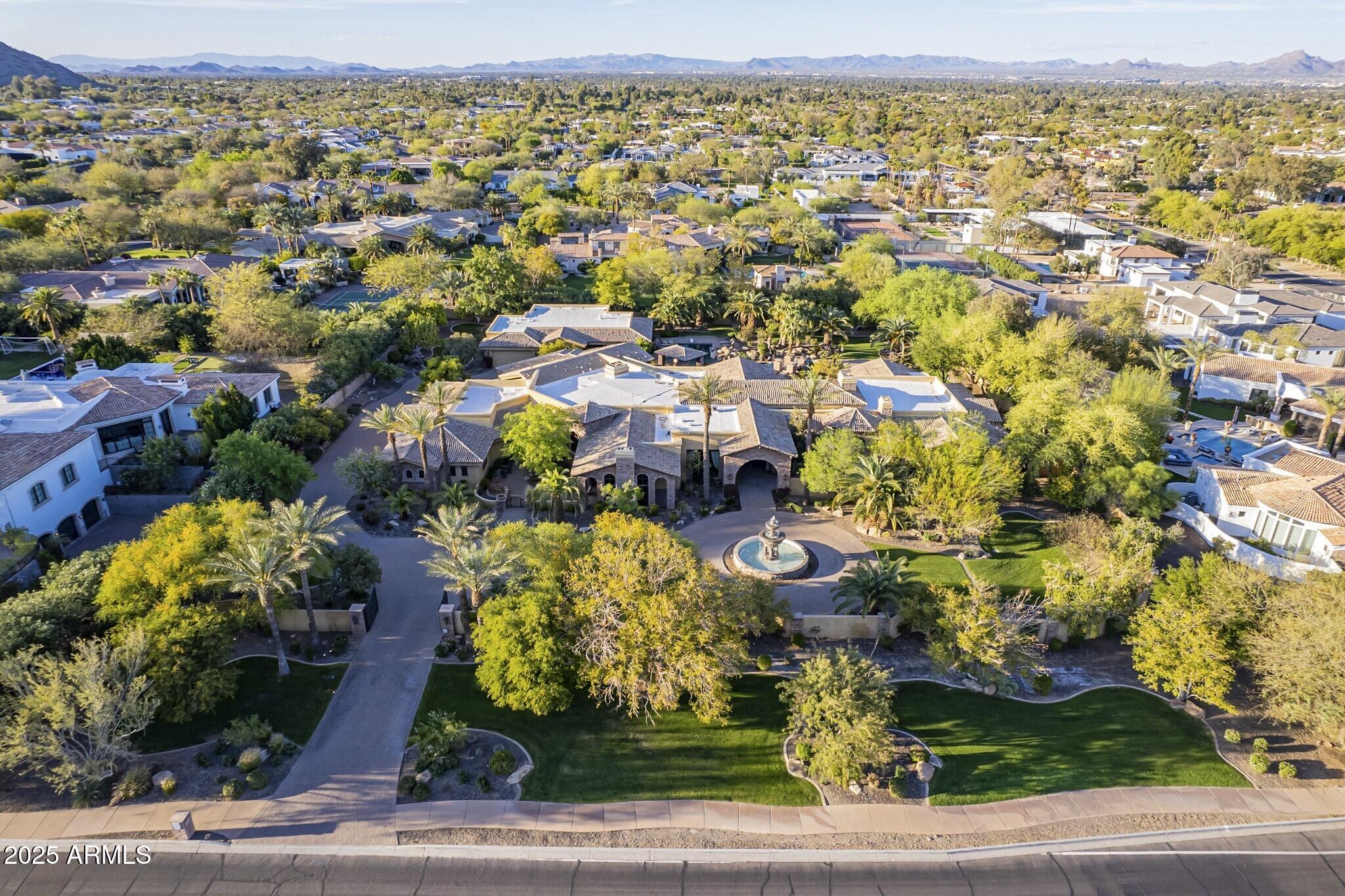 5030 E MOCKINGBIRD Lane, Paradise Valley, AZ 85253