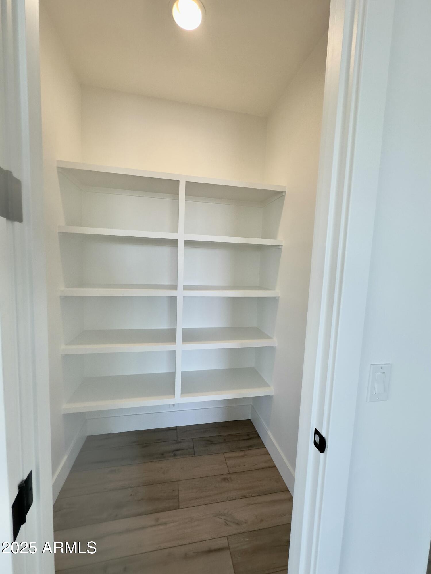 Thumbnail 32