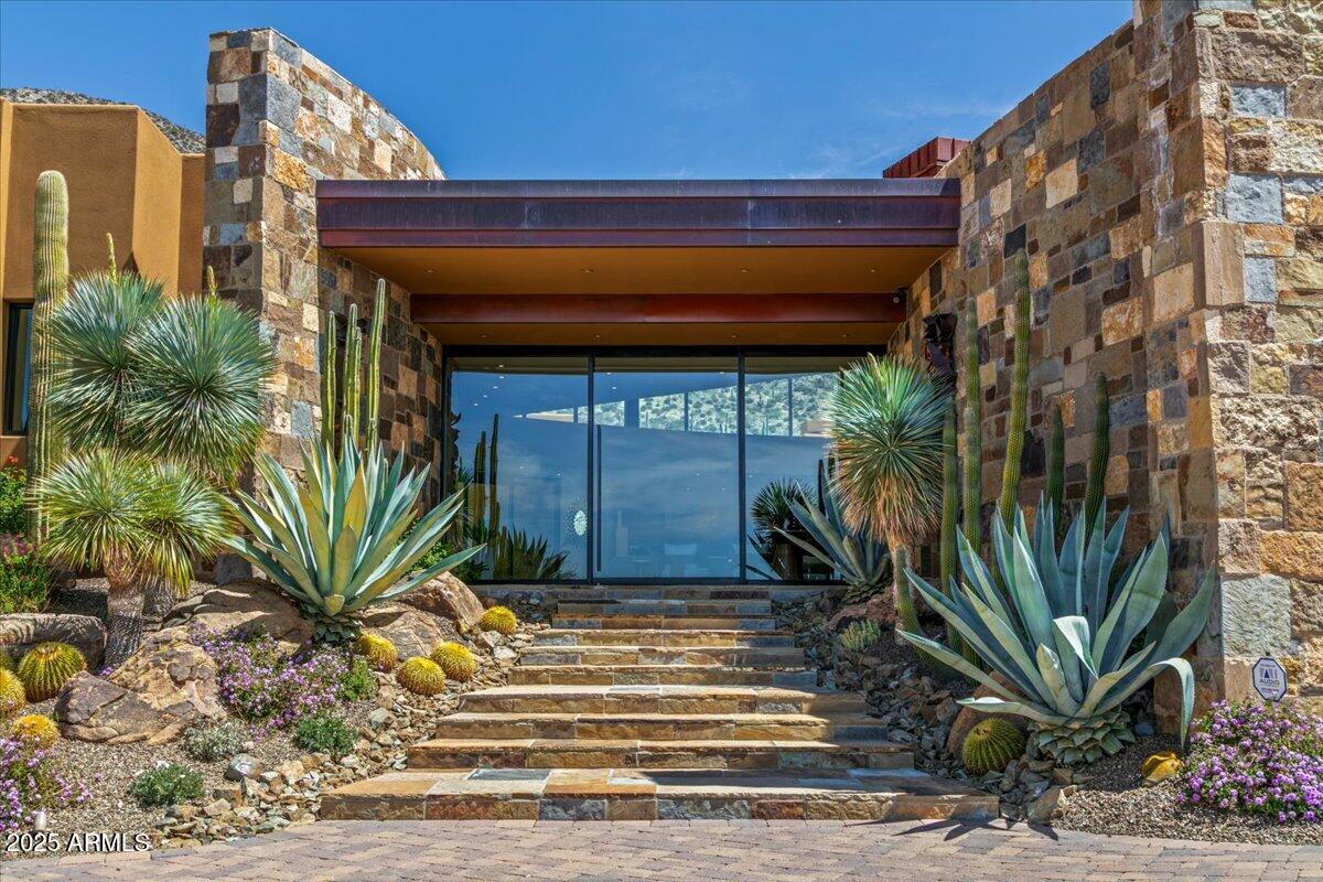 43105 N 102ND Street, Scottsdale, AZ 85262