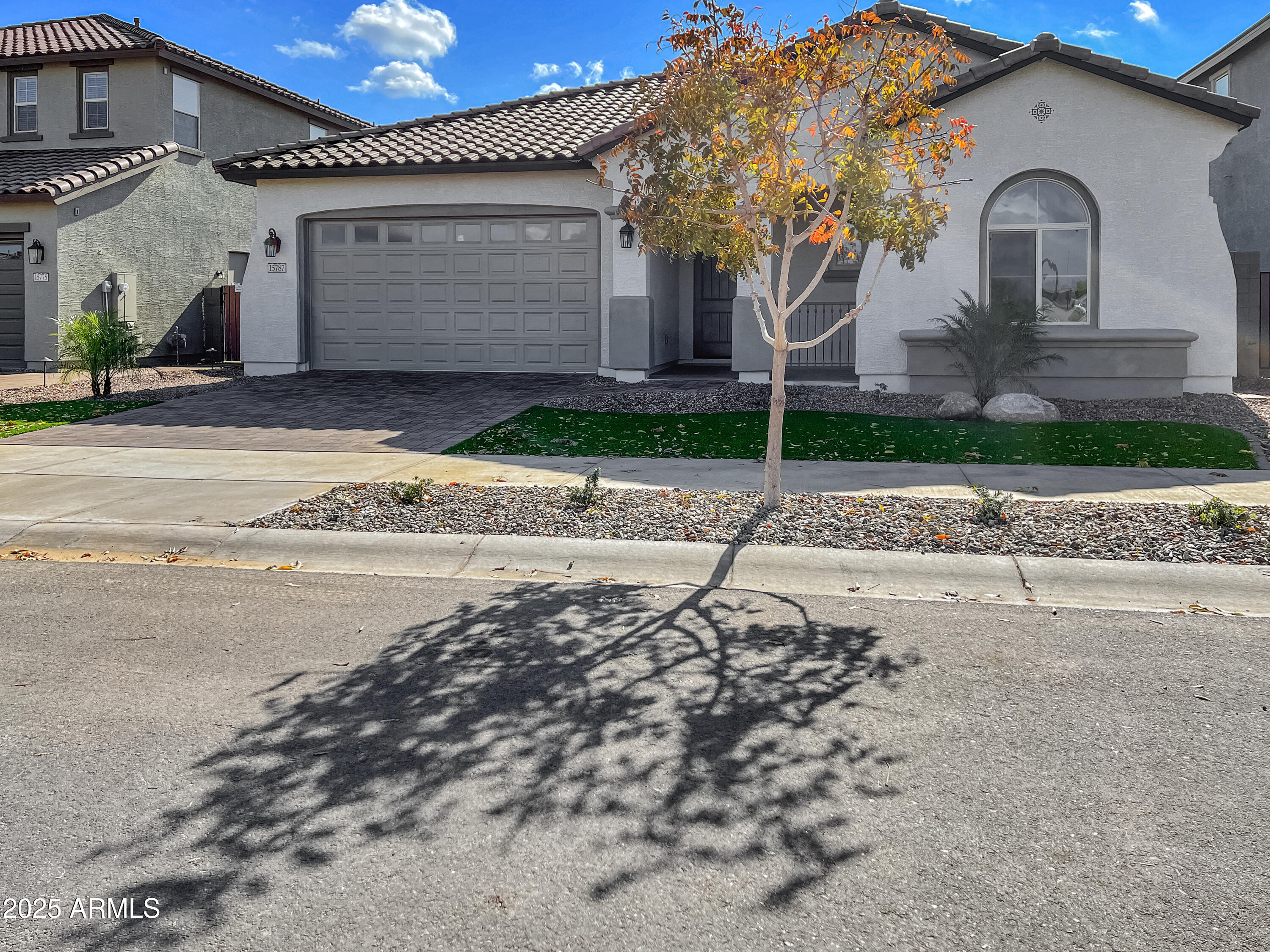 15787 W Mariposa Grande Street, Surprise, AZ 85387 — Photo 1 of 55