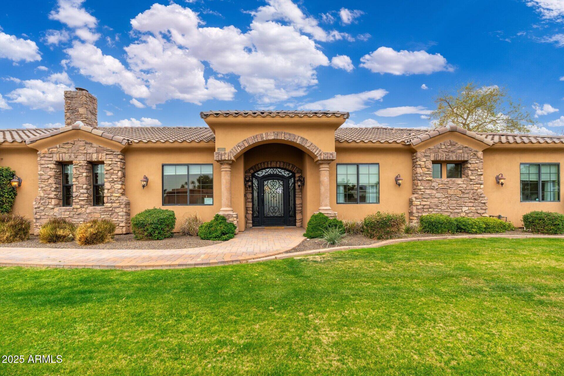 13206 N 64TH Street, Scottsdale, AZ 85254