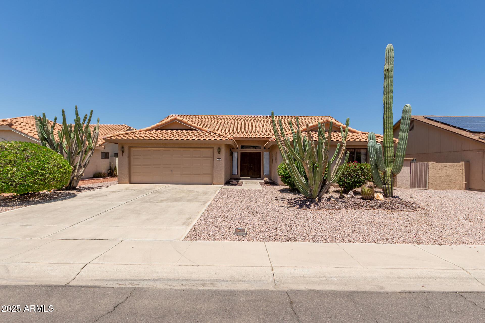 9802 W ROCKWOOD Drive, Peoria, AZ 85382
