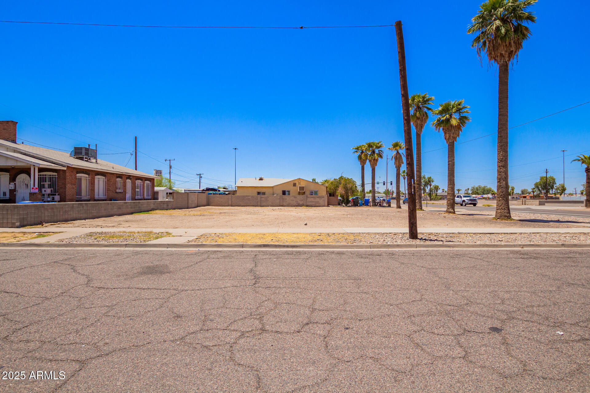 2203 W JEFFERSON Street 1, Phoenix, AZ 85009 — Photo 1 of 17