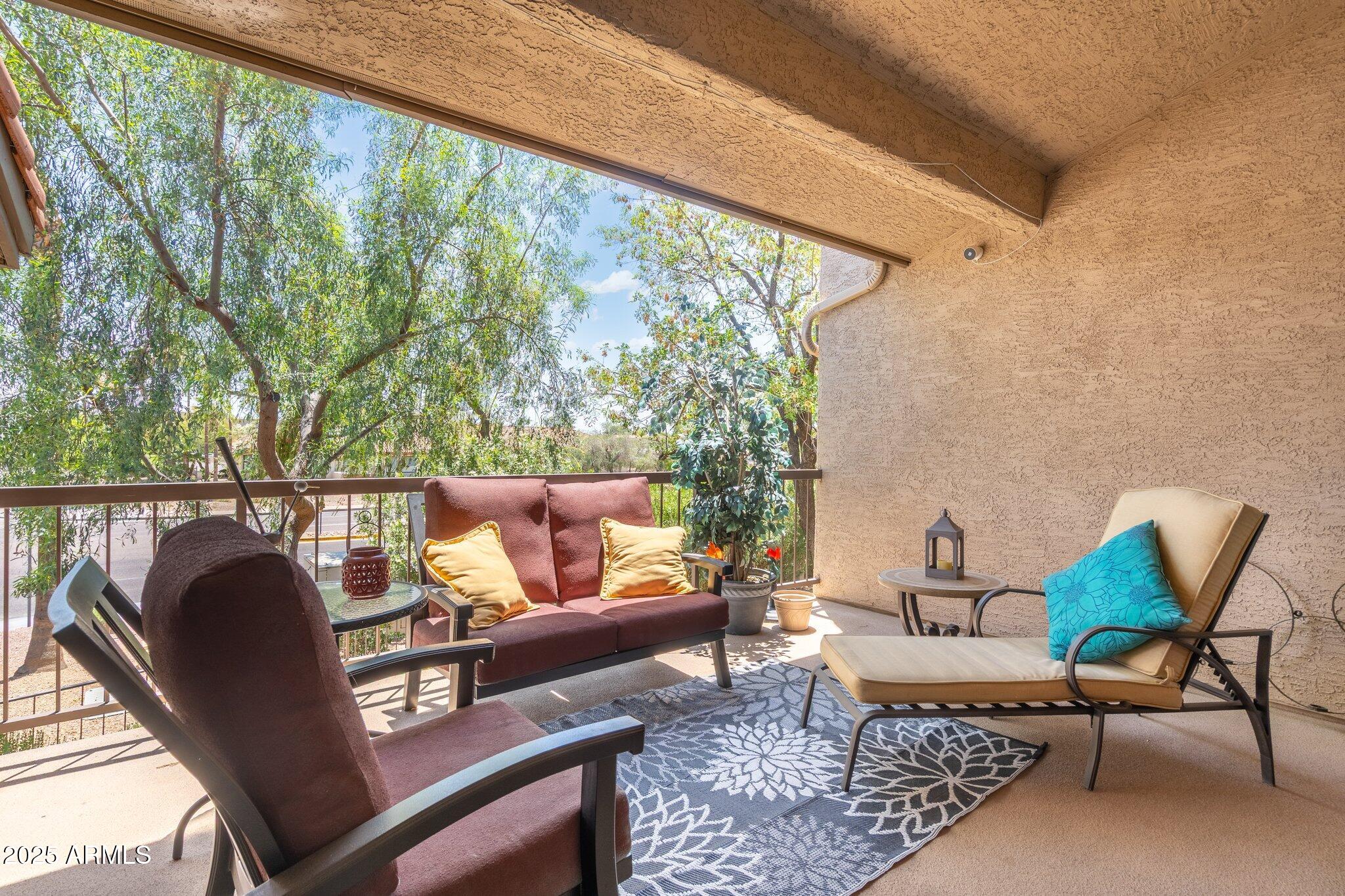 9450 N 95TH Street N 220, Scottsdale, AZ 85258
