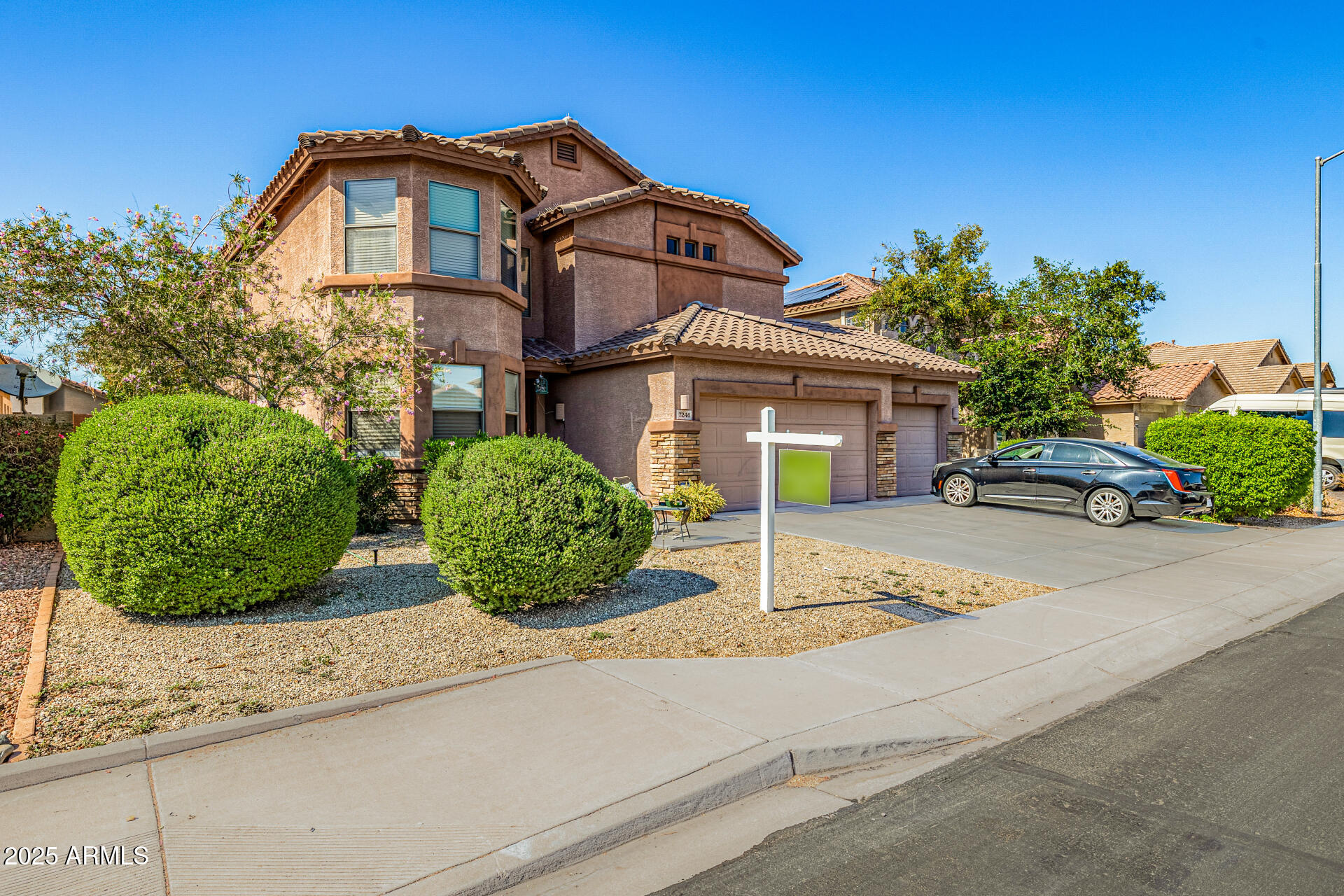7246 W MONTE CRISTO Avenue, Peoria, AZ 85382
