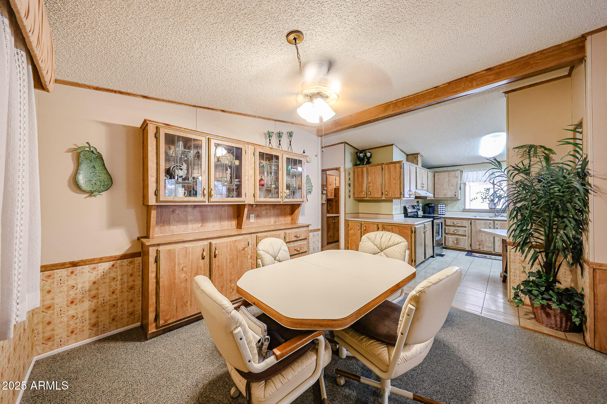 3901 E PINNACLE PEAK Road 208, Phoenix, AZ 85050