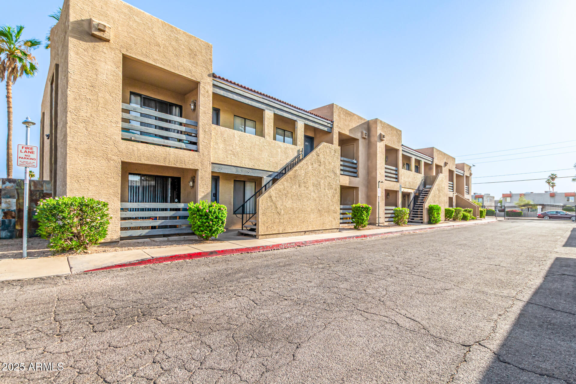 1241 N 48TH Street 106, Phoenix, AZ 85008