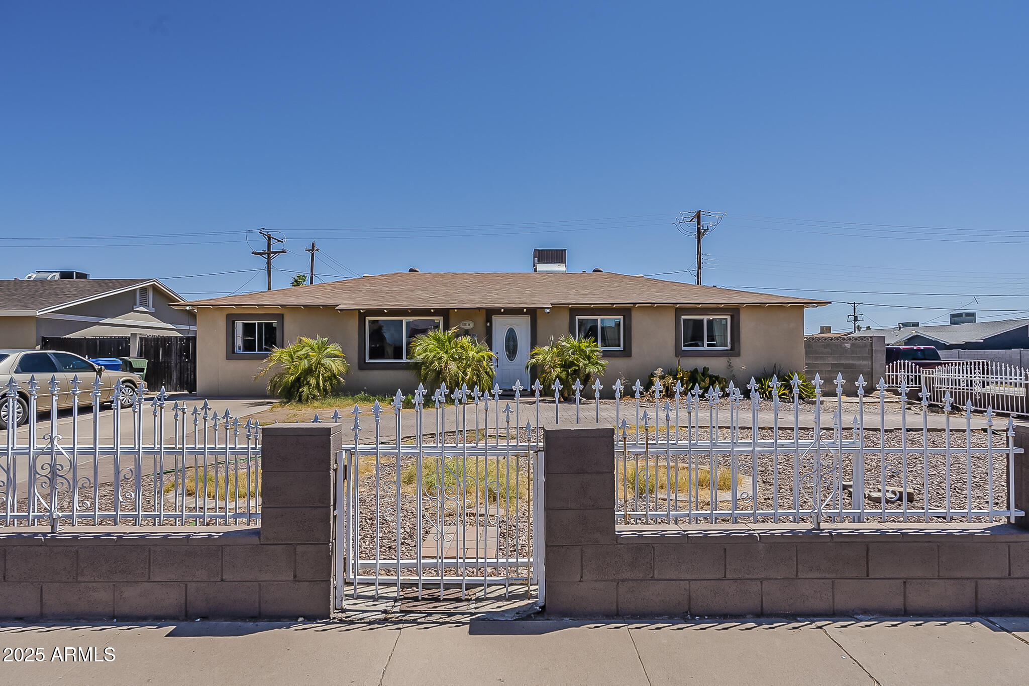 5319 W OSBORN Road, Phoenix, AZ 85031