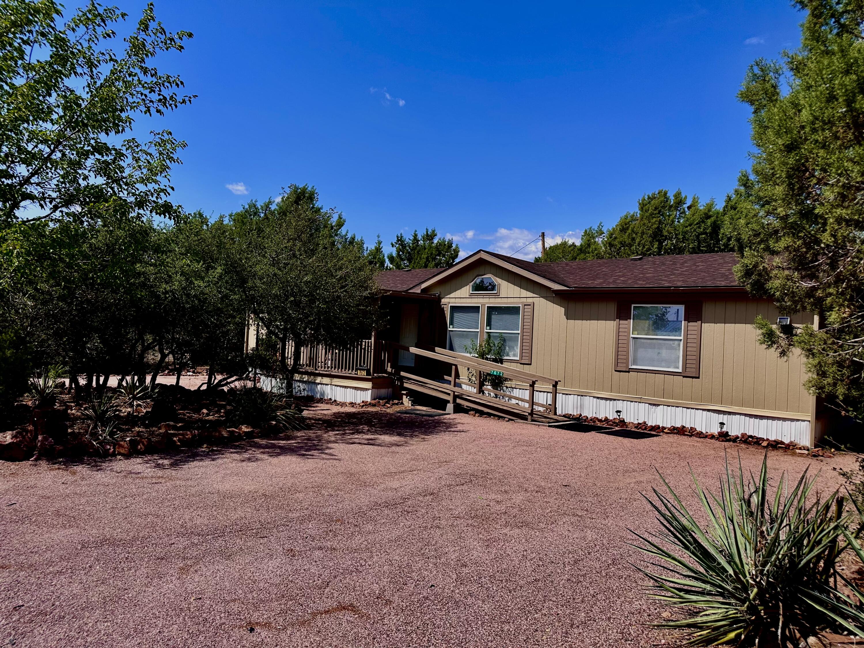 7672 N Mesa Vista Drive, Payson, AZ 85541 — Photo 1 of 24