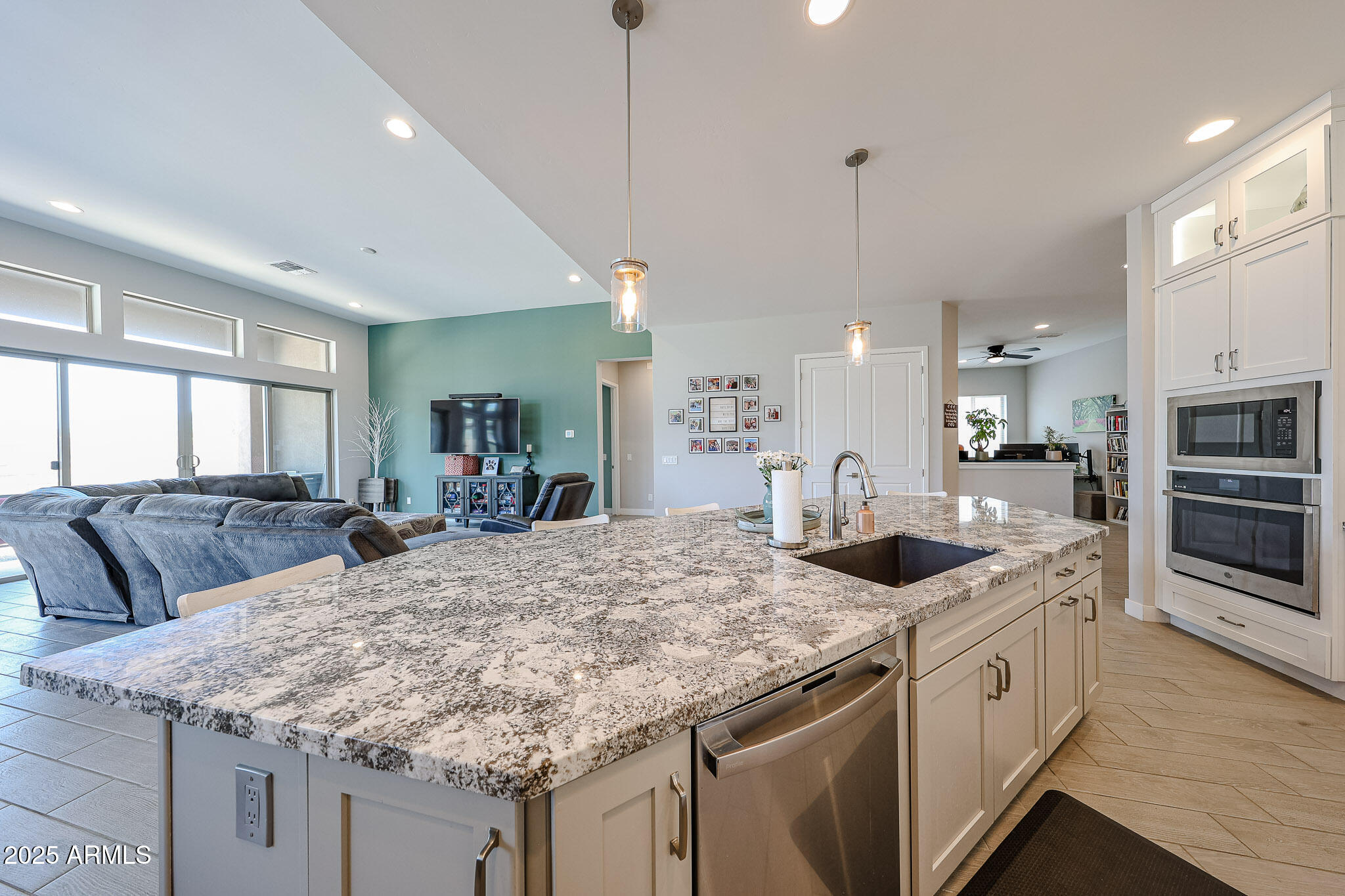 Thumbnail 18