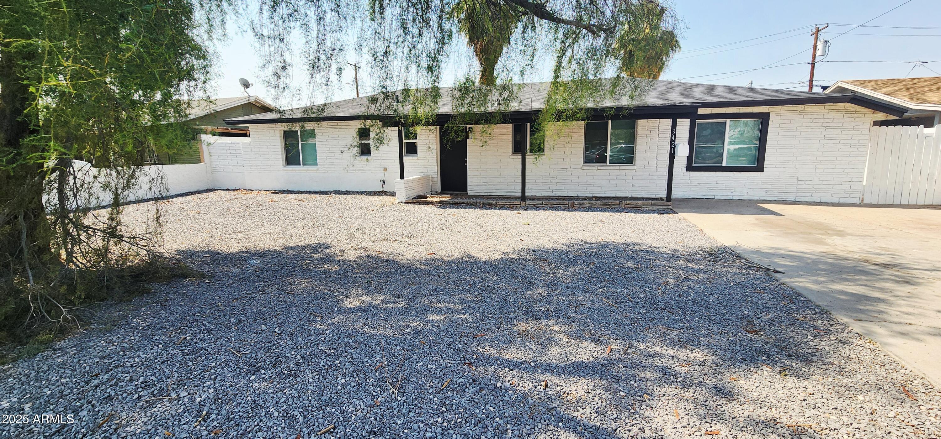 3421 W MONTECITO Avenue, Phoenix, AZ 85017