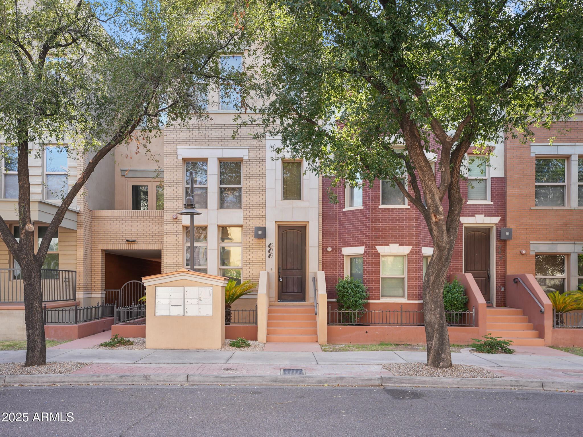 606 S WILSON Street, Tempe, AZ 85281