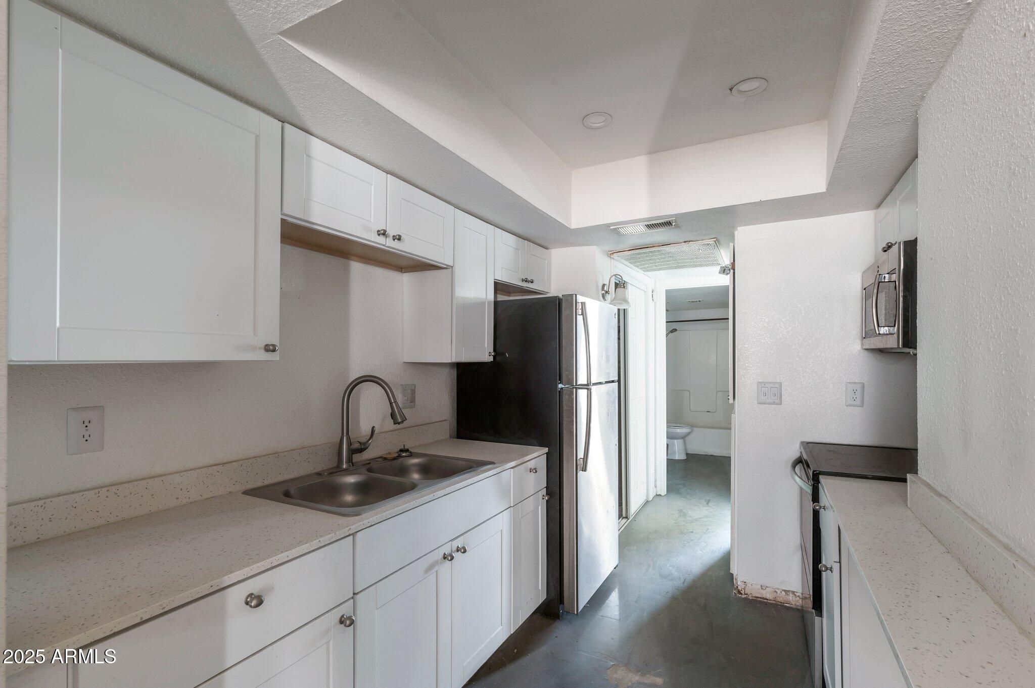 18202 Cave Creek Road 129, Phoenix, AZ 85032