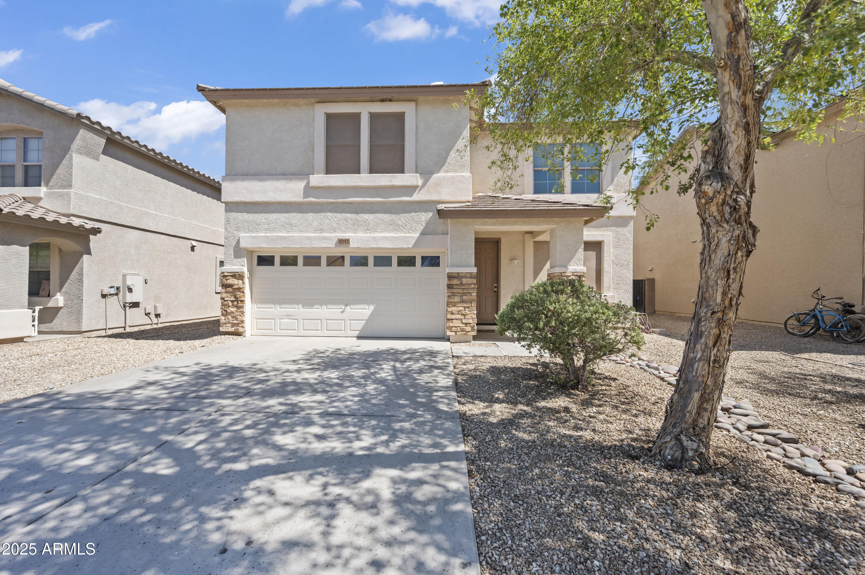 3232 W SAINT ANNE Avenue, Phoenix, AZ 85041