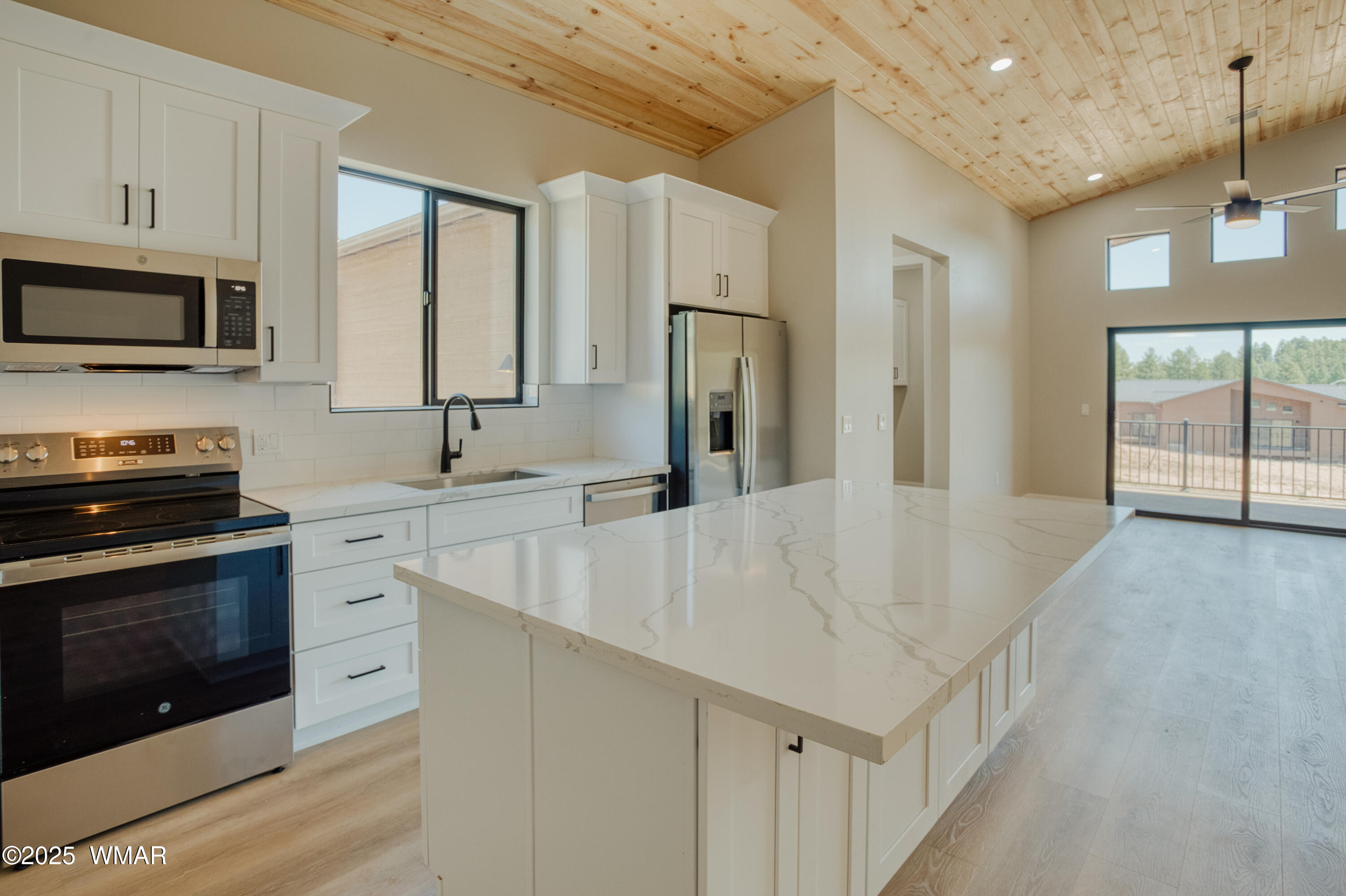 4690 West Tatanka Loop, Show Low, AZ 85901