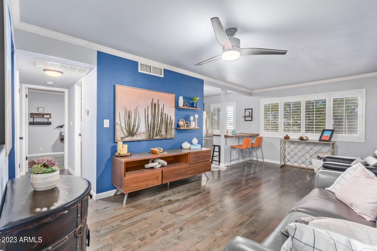 2532 W berridge Lane e204, Phoenix, AZ 85017 — Photo 1 of 17
