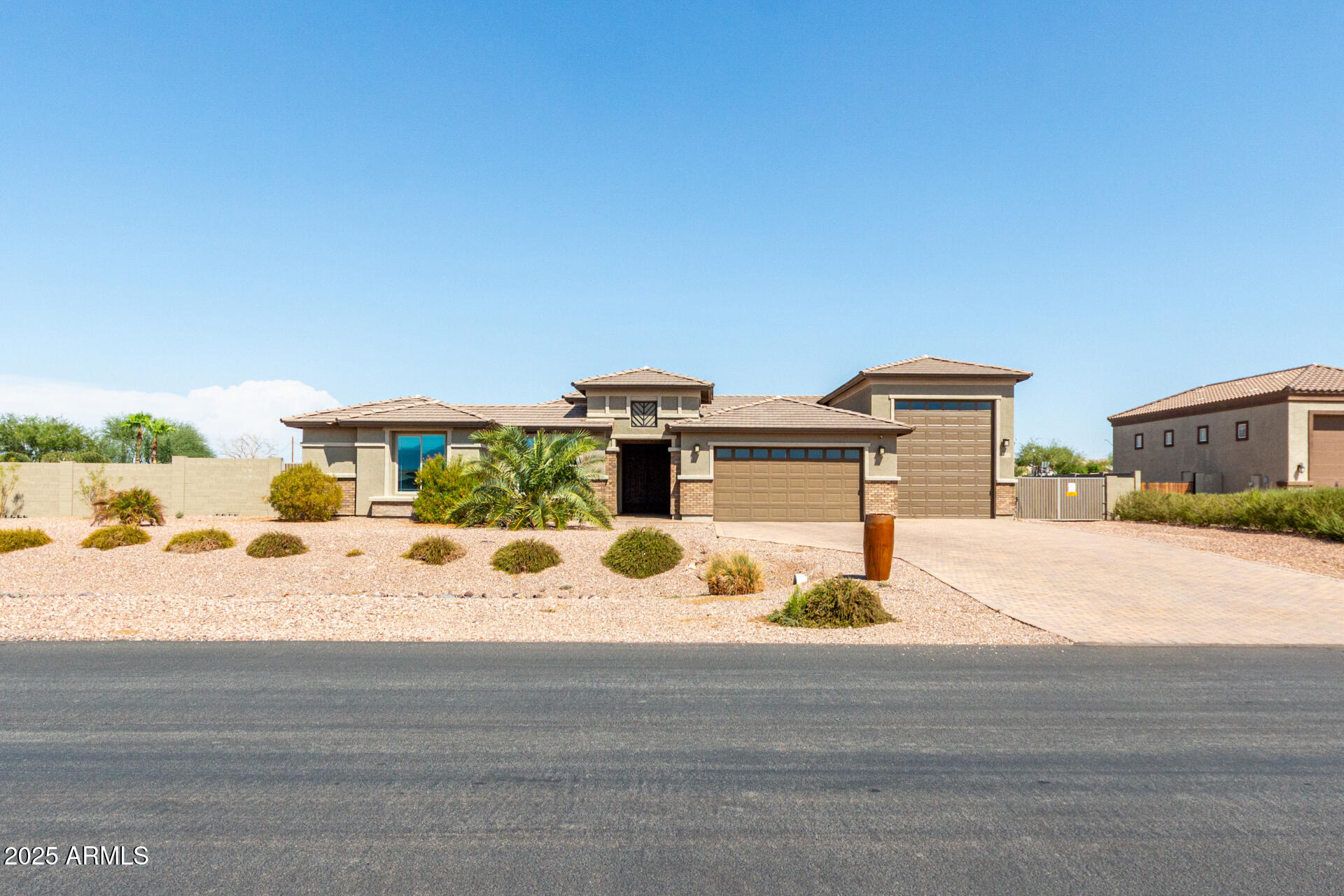 6523 N 135TH Drive, Glendale, AZ 85307