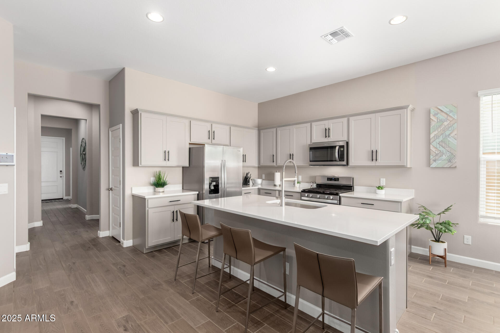40820 W HILLMAN Drive, Maricopa, AZ 85138