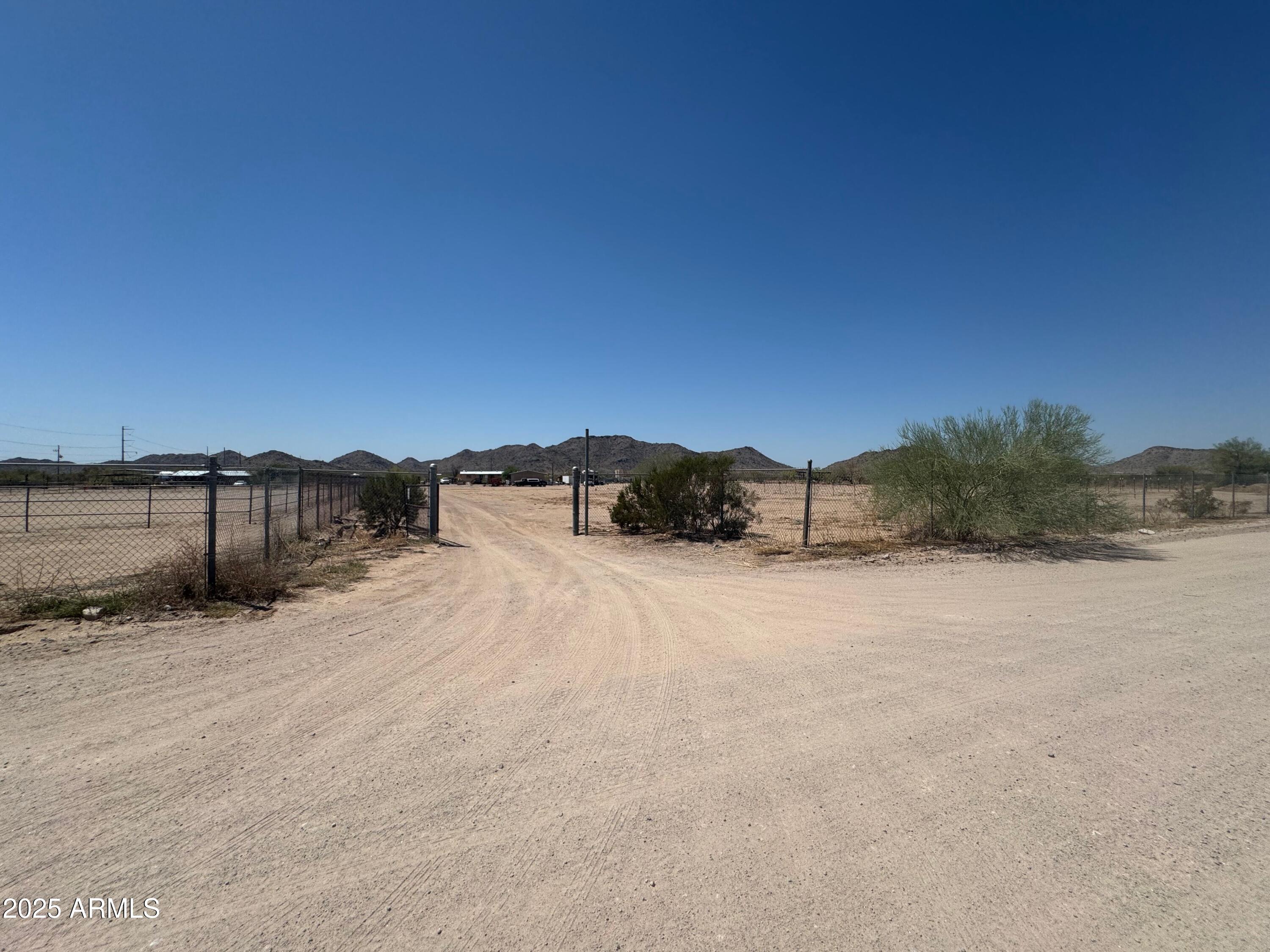 56163 W PAPAGO Road W, Maricopa, AZ 85139