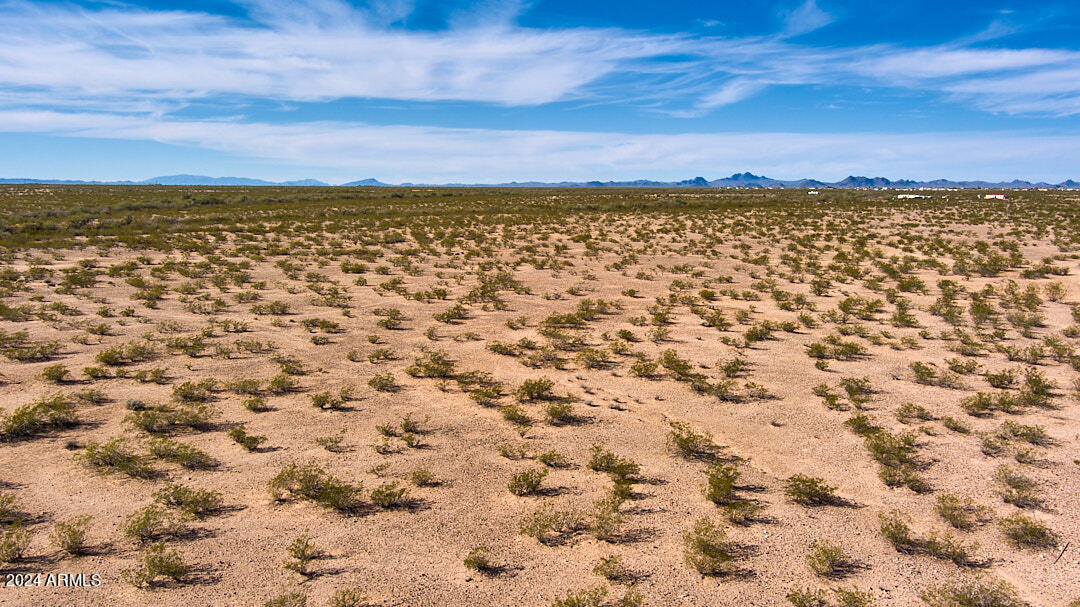 24300 W Buckskin Trail ' - ', Surprise, AZ 85361
