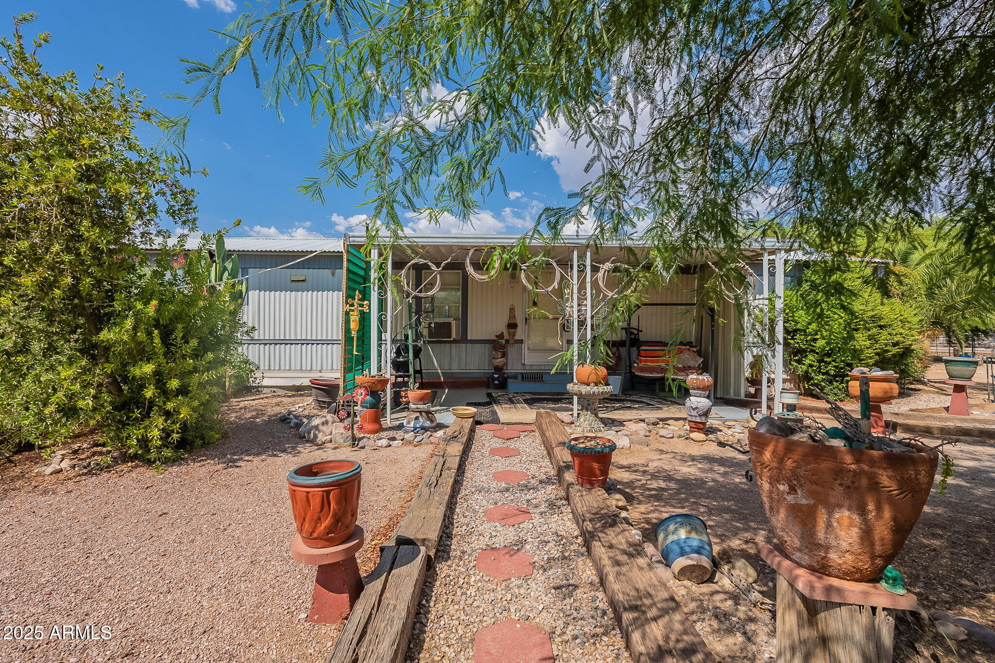 1900 W RUNNING DEER Drive, Queen Valley, AZ 85118