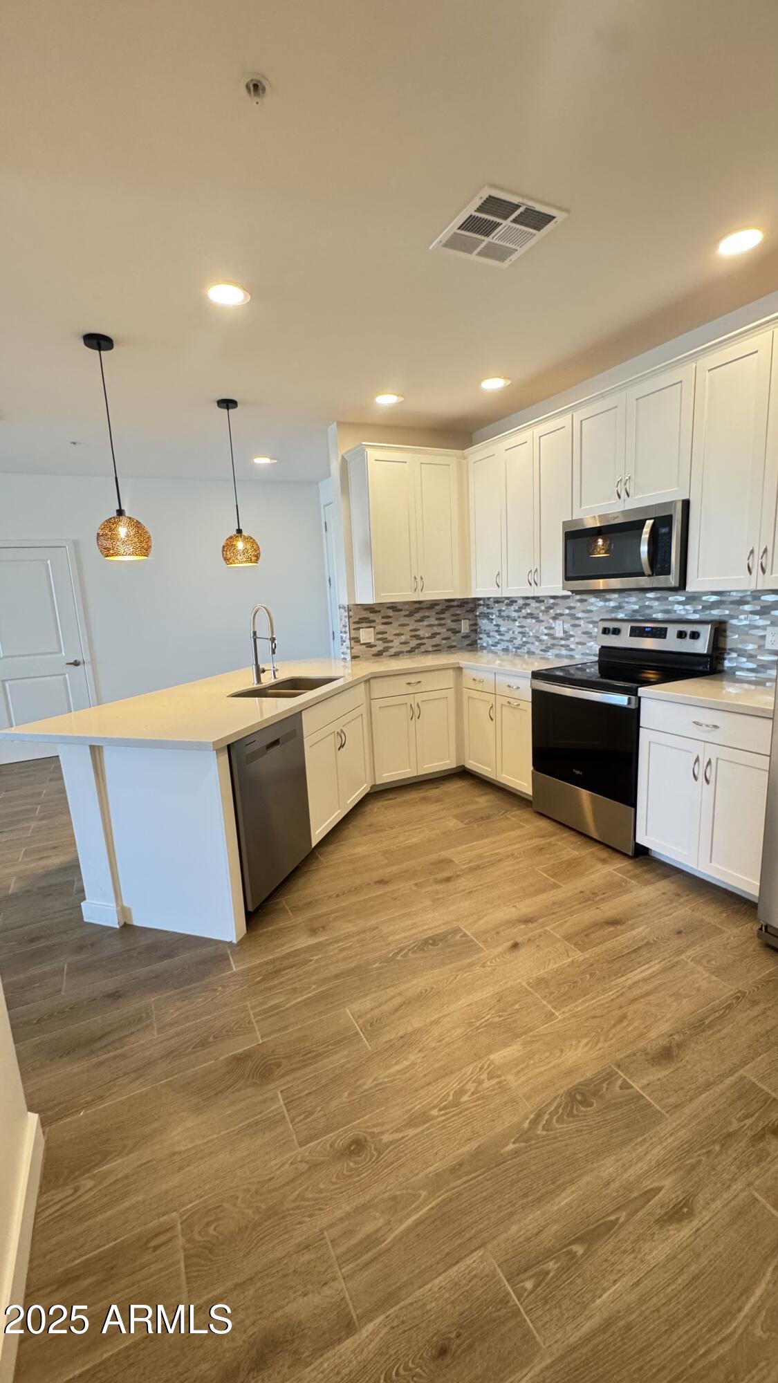 2511 W QUEEN CREEK Road 377, Chandler, AZ 85248
