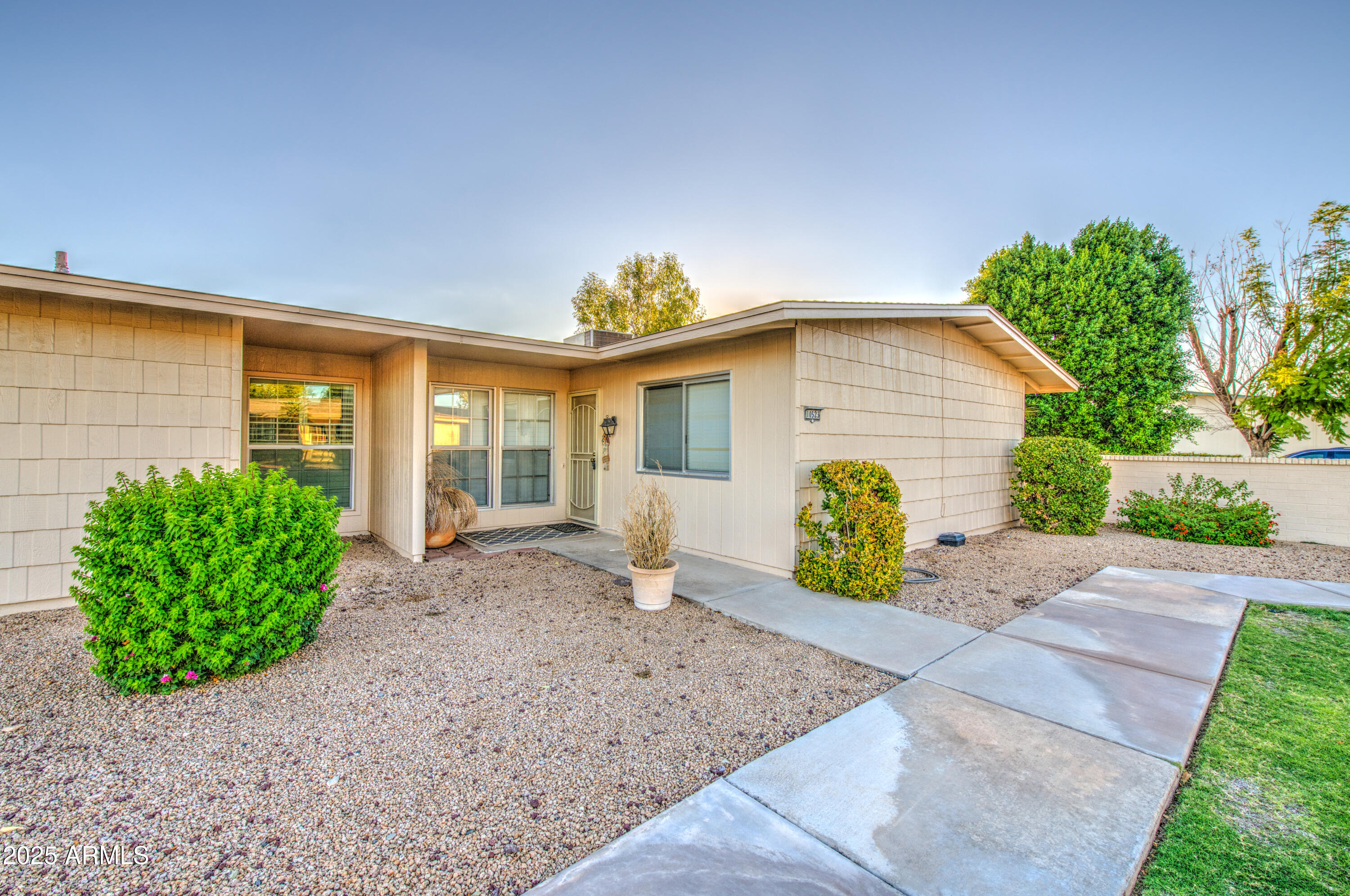 10523 W HIGHWOOD Lane, Sun City, AZ 85373