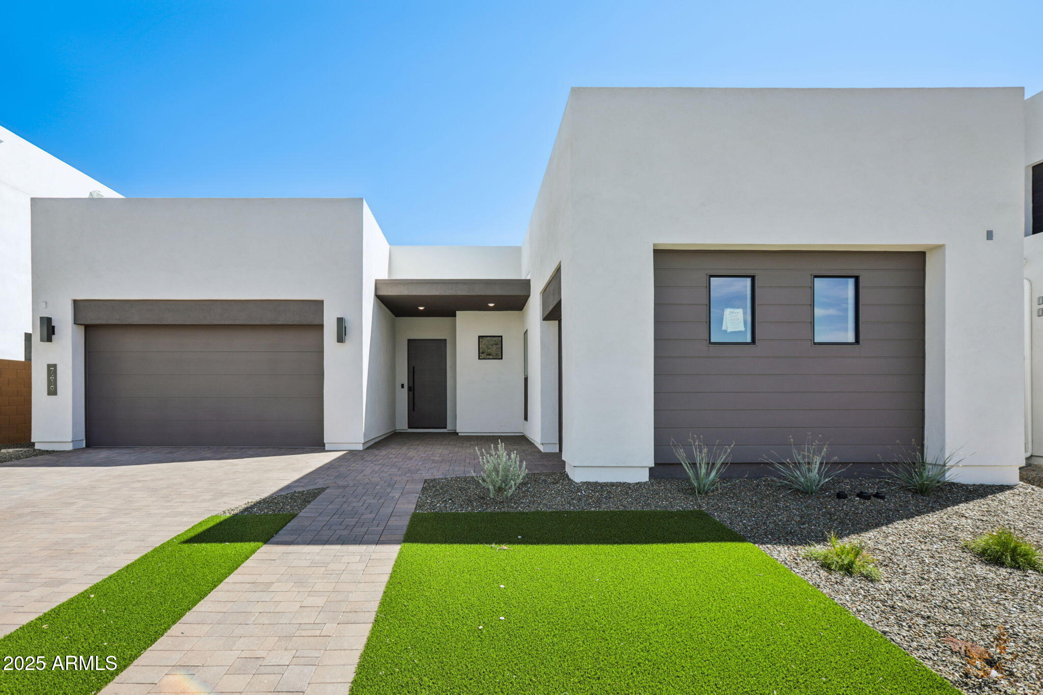 7419 W OBERLIN Way, Peoria, AZ 85383 — Photo 1 of 26