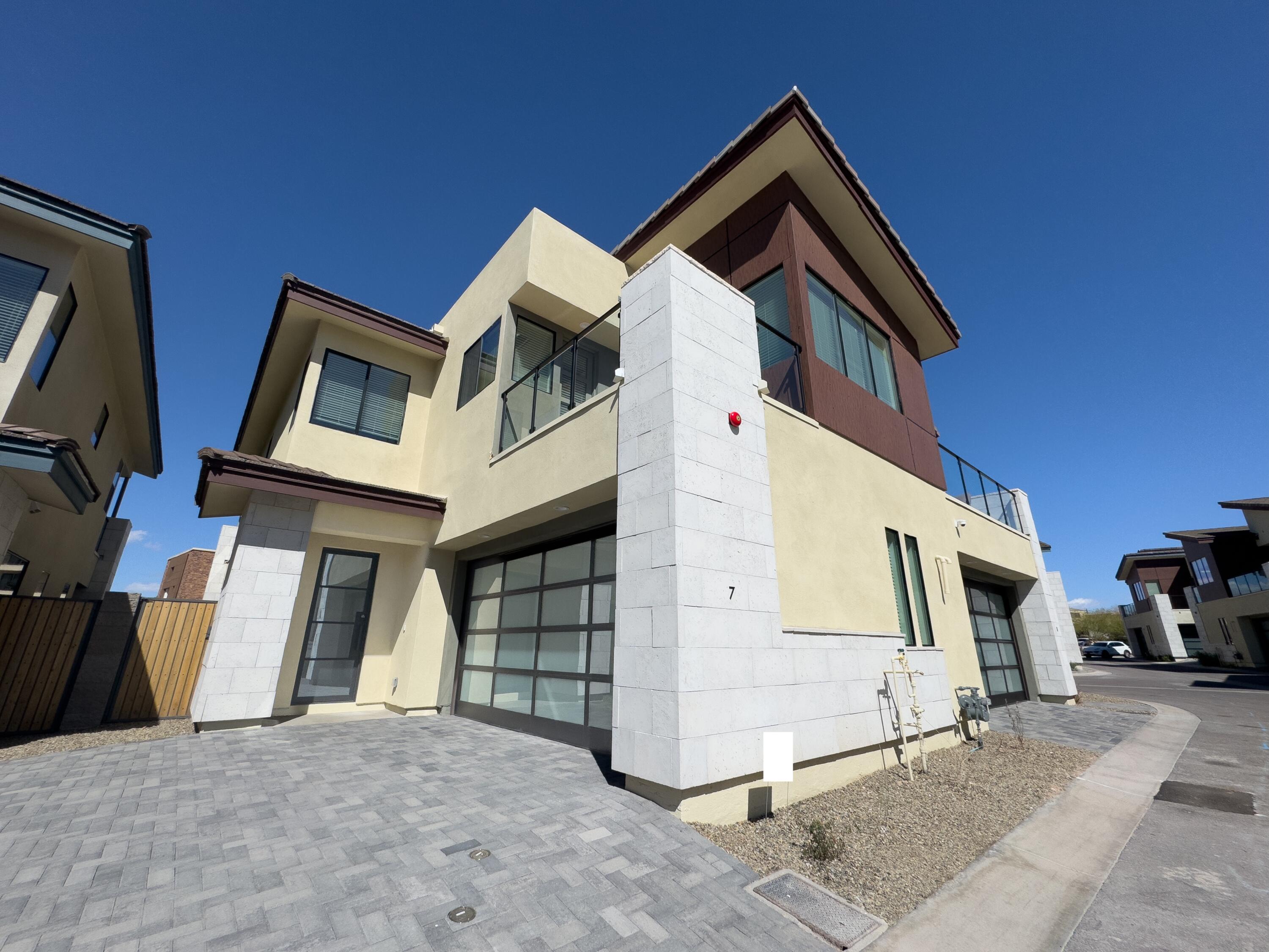 1 Easy Street, UNIT 7, Carefree, AZ 85377