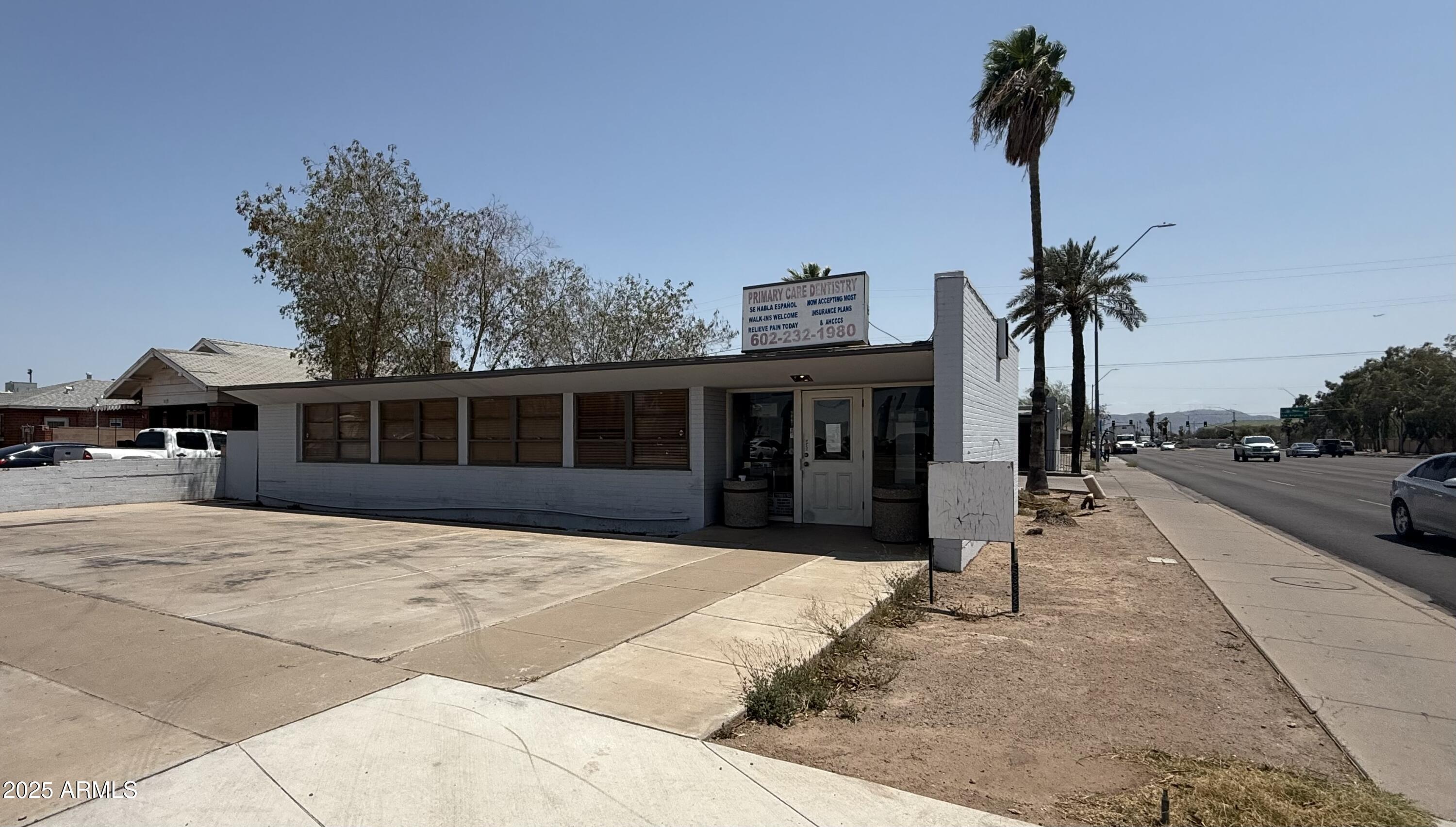 1423 N 16TH Street, Phoenix, AZ 85006