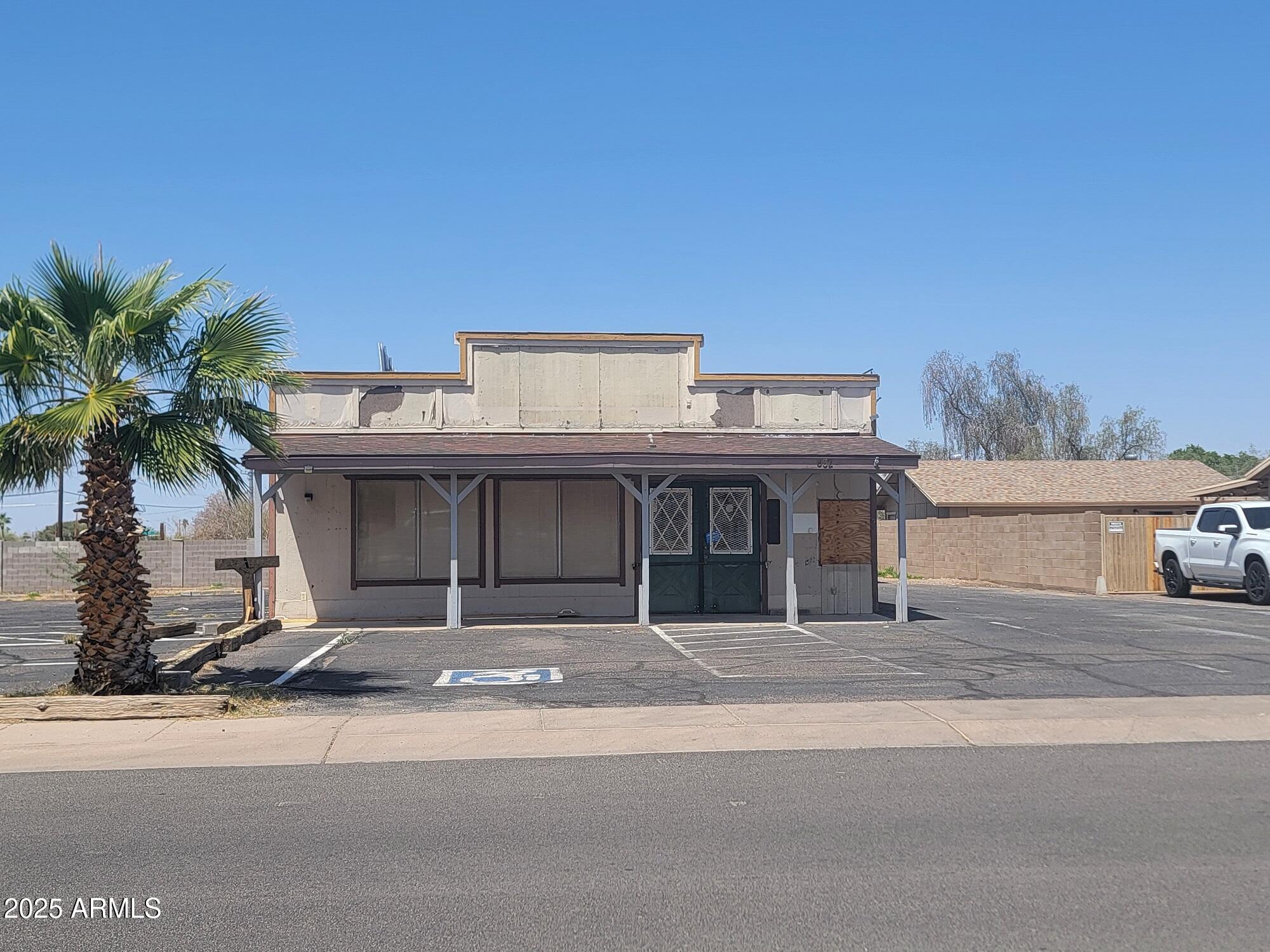 832 N MAIN Drive, Apache Junction, AZ 85120