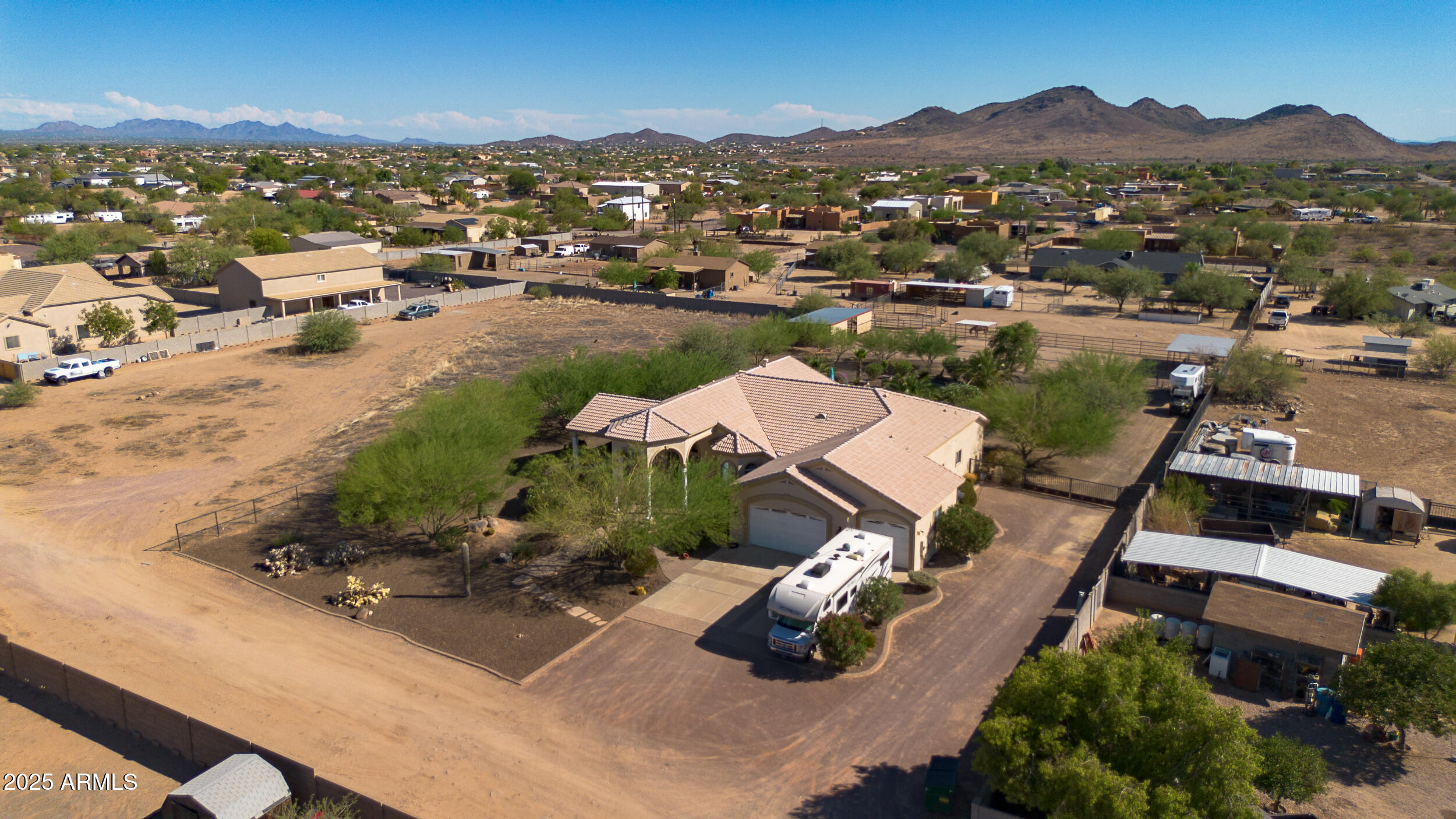 39125 N 25TH Avenue, Phoenix, AZ 85086 — Photo 1 of 84
