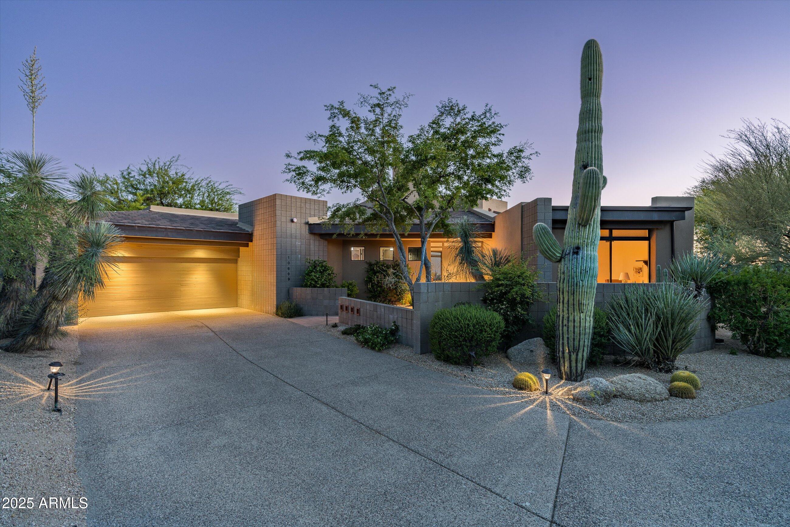 10699 E FERNWOOD Lane, Scottsdale, AZ 85262 — Photo 1 of 47