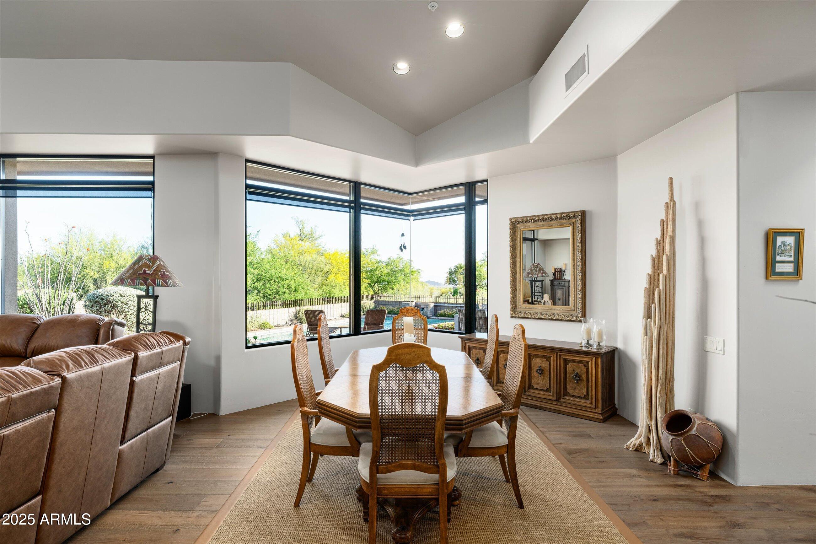 Thumbnail 18