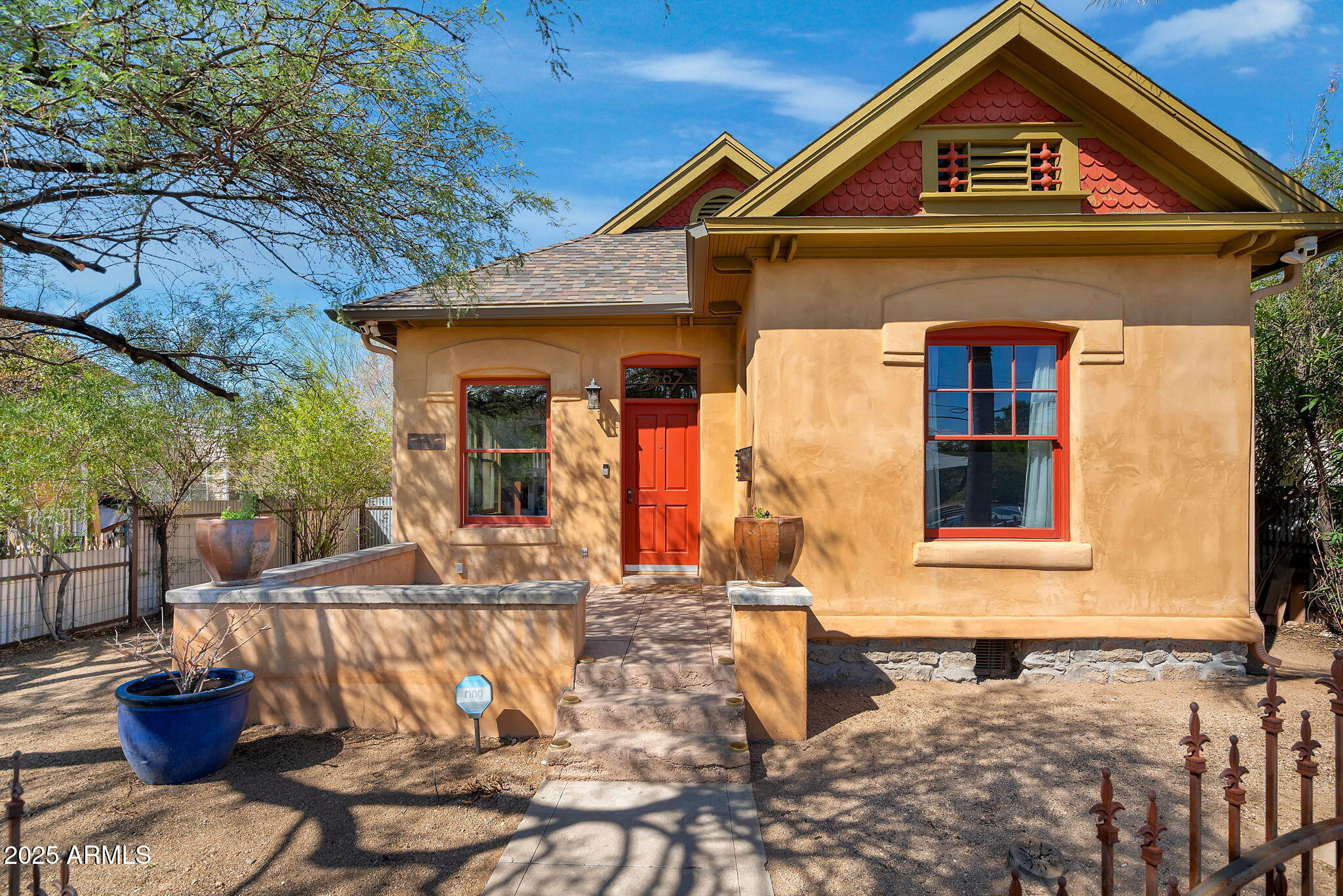 207 E UNIVERSITY Boulevard, Tucson, AZ 85705