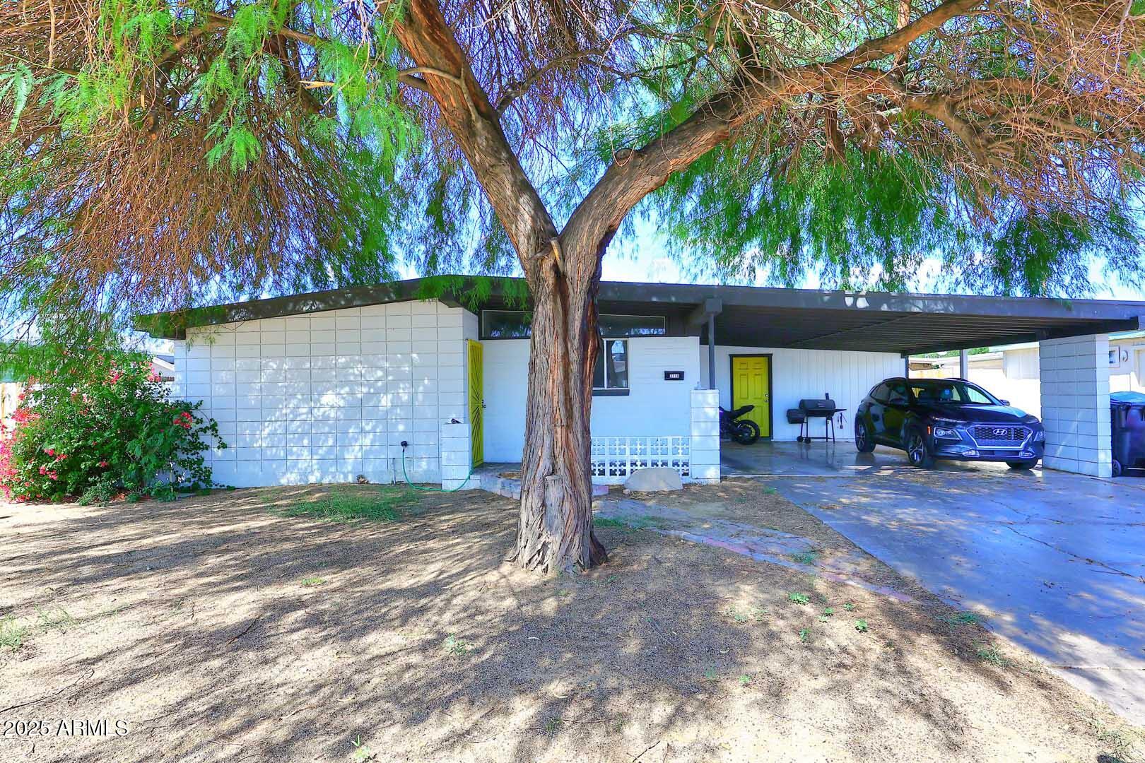 3718 W PUGET Avenue, Phoenix, AZ 85051 — Photo 1 of 22