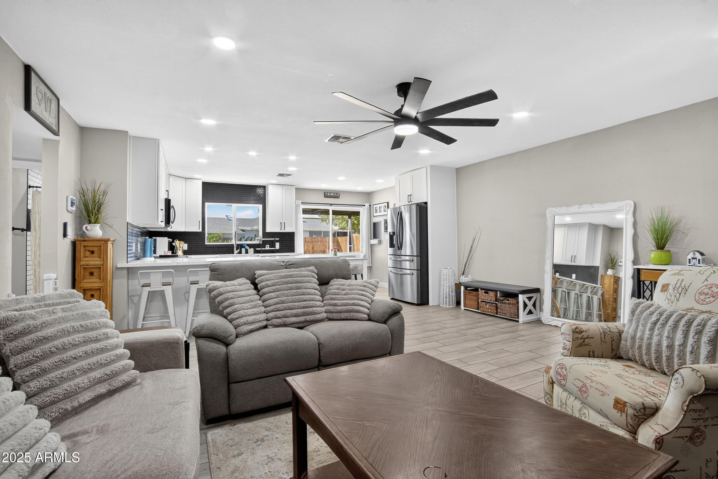 Thumbnail 13