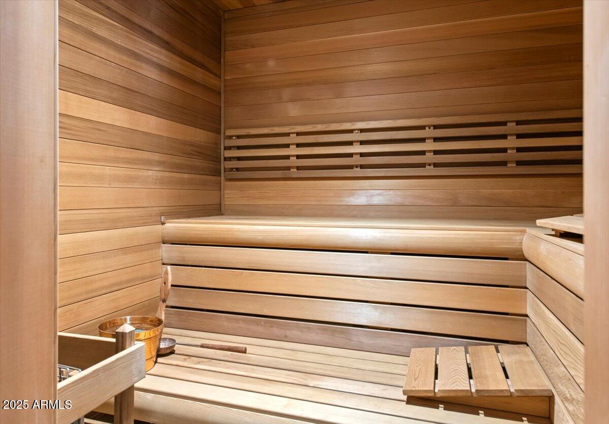 Thumbnail 32