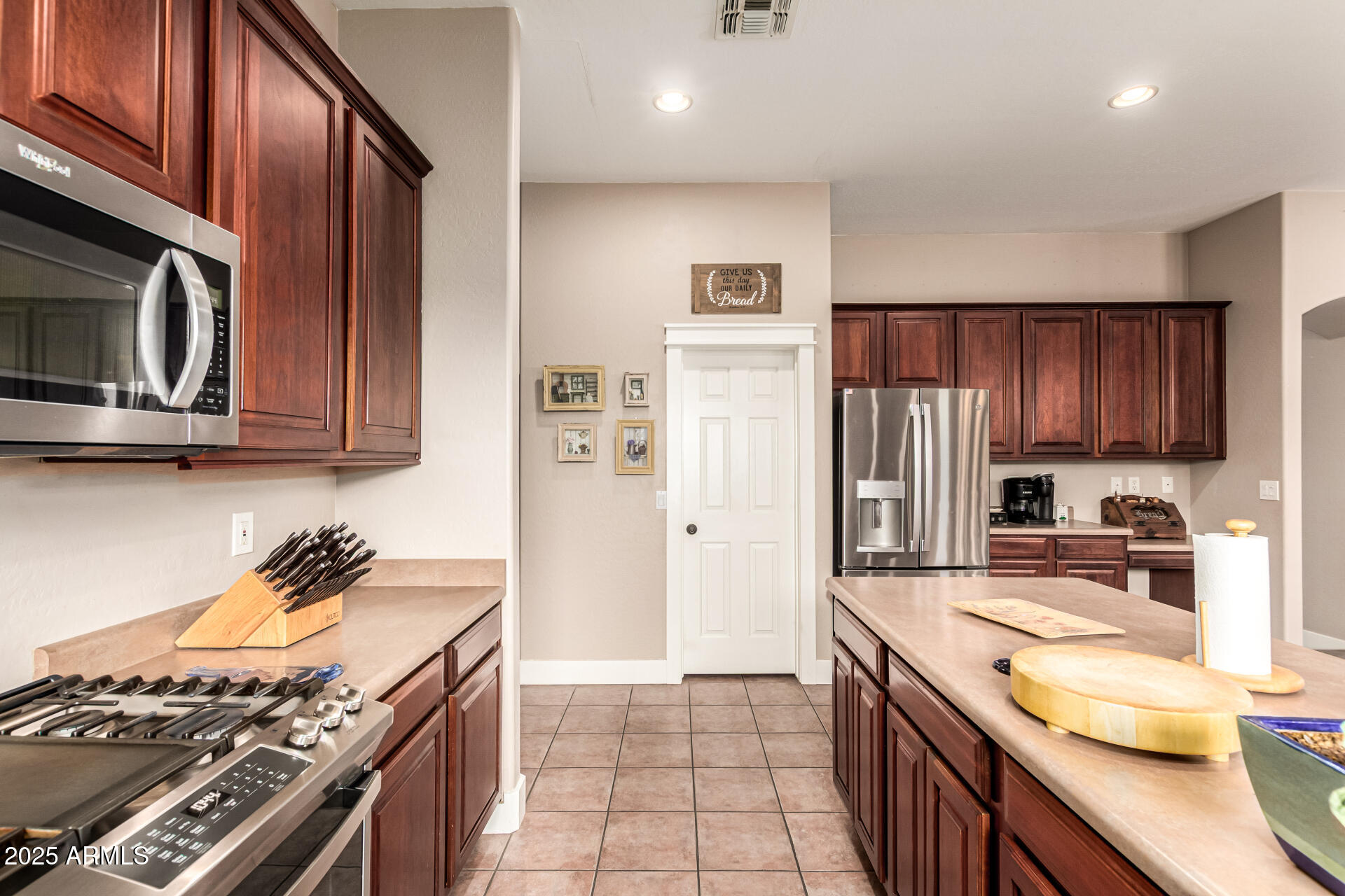 Thumbnail 16
