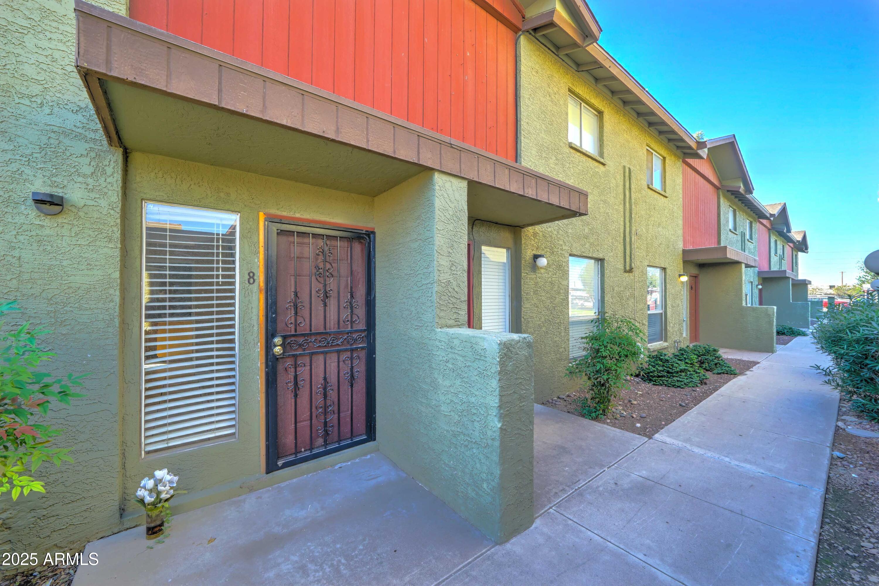 4615 N 39th Avenue 8, Phoenix, AZ 85019