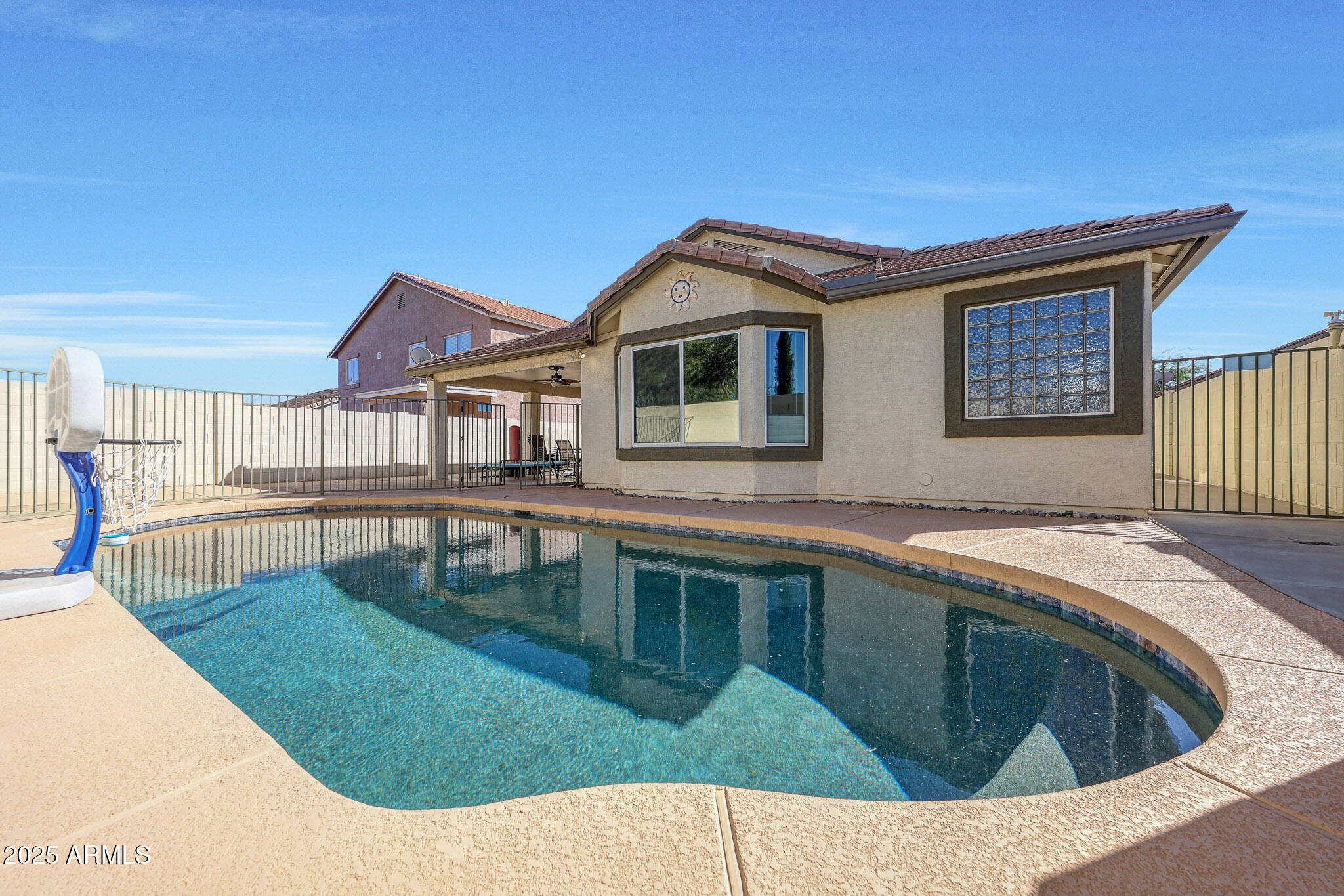 17520 W CARIBBEAN Lane, Surprise, AZ 85388